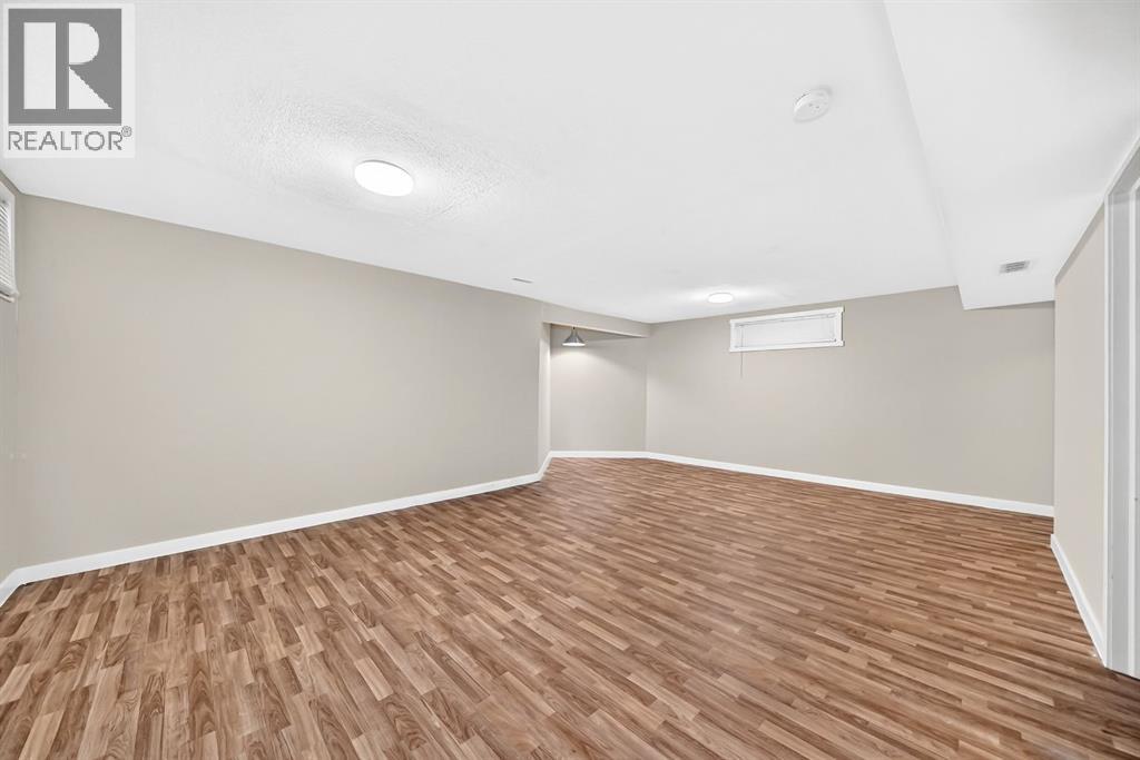 145 Martinvalley Crescent NE