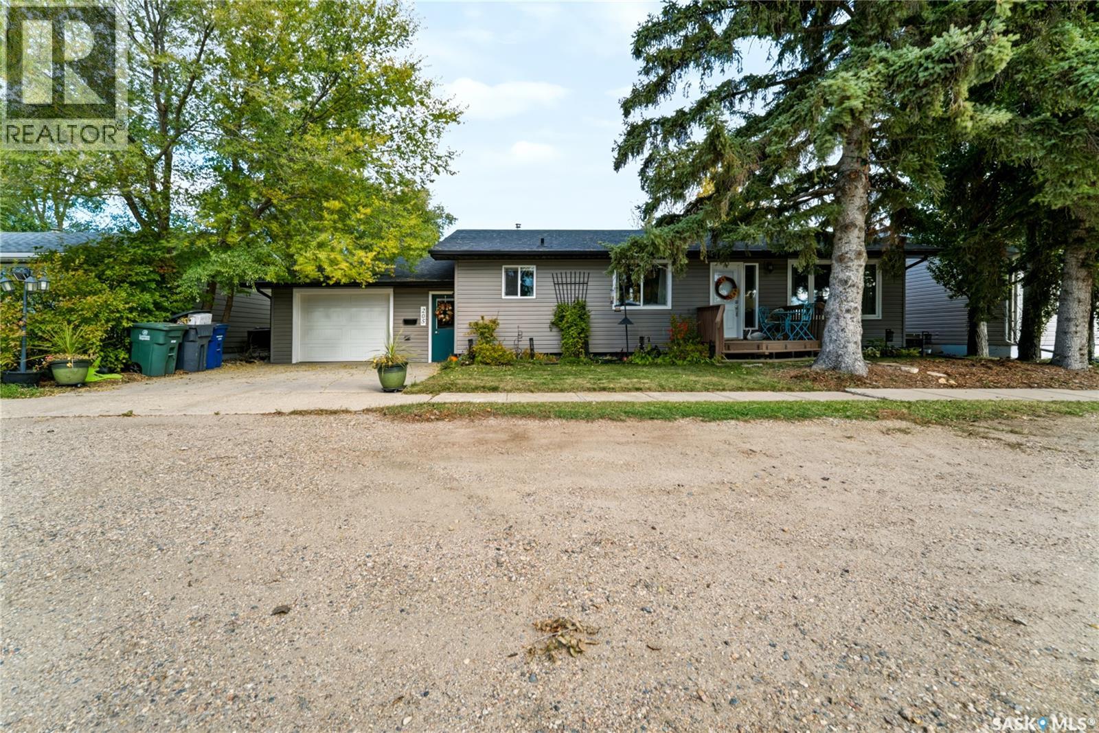 205 Centennial Road, Hague, Saskatchewan  S0K 1X0 - Photo 1 - SK051018