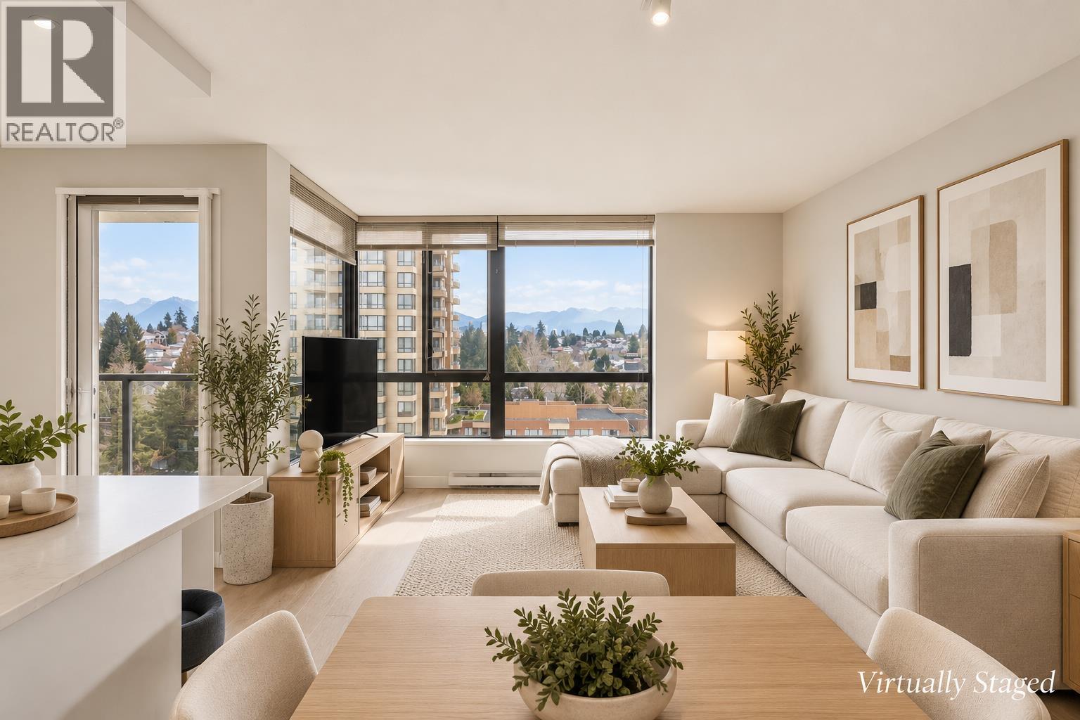 1209 3588 Crowley Drive, Vancouver, British Columbia  V5R 6H3 - Photo 2 - R3175067