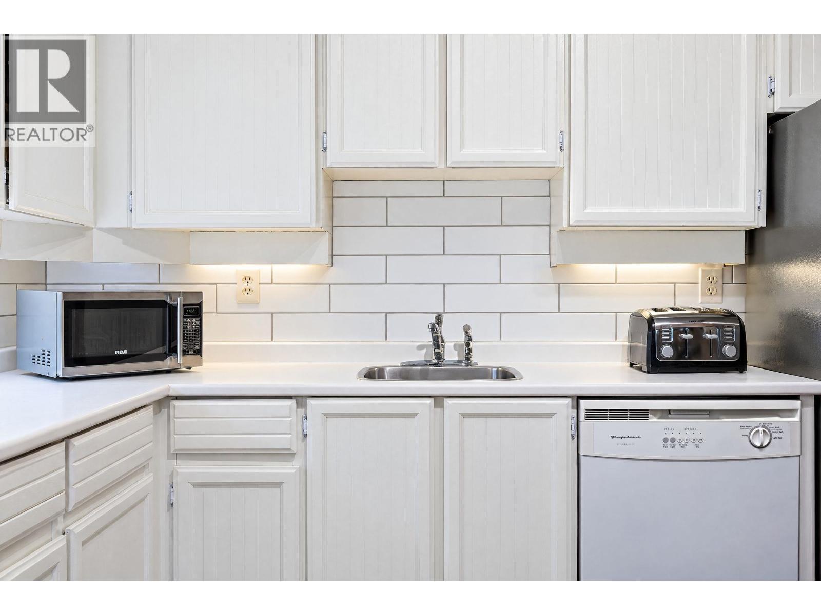 312 2320 Trinity Street, Vancouver, British Columbia  V5L 4W7 - Photo 11 - R3175078