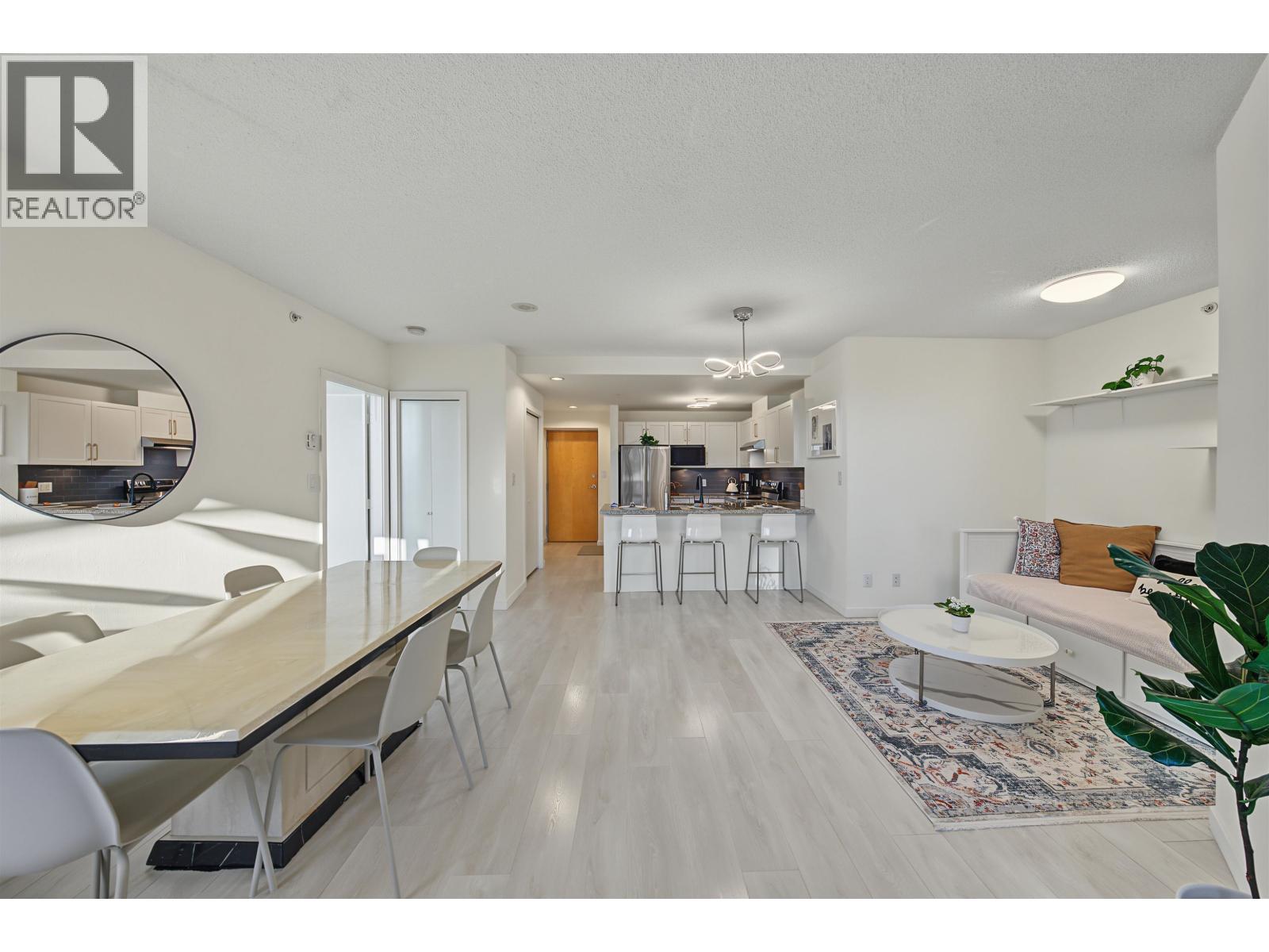 507 14 Begbie Street, New Westminster, British Columbia  V3M 0C4 - Photo 2 - R3175079