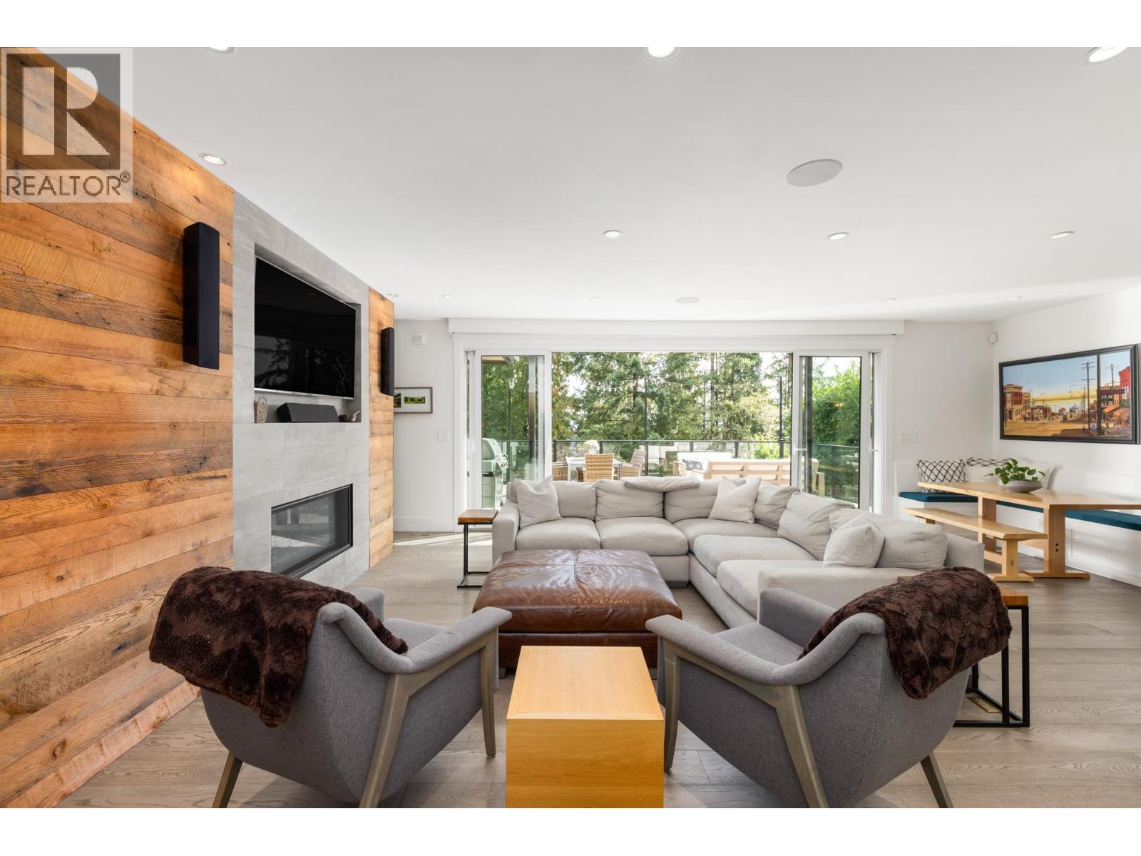 540 Brand Street, North Vancouver, British Columbia  V7N 1G1 - Photo 14 - R3175083