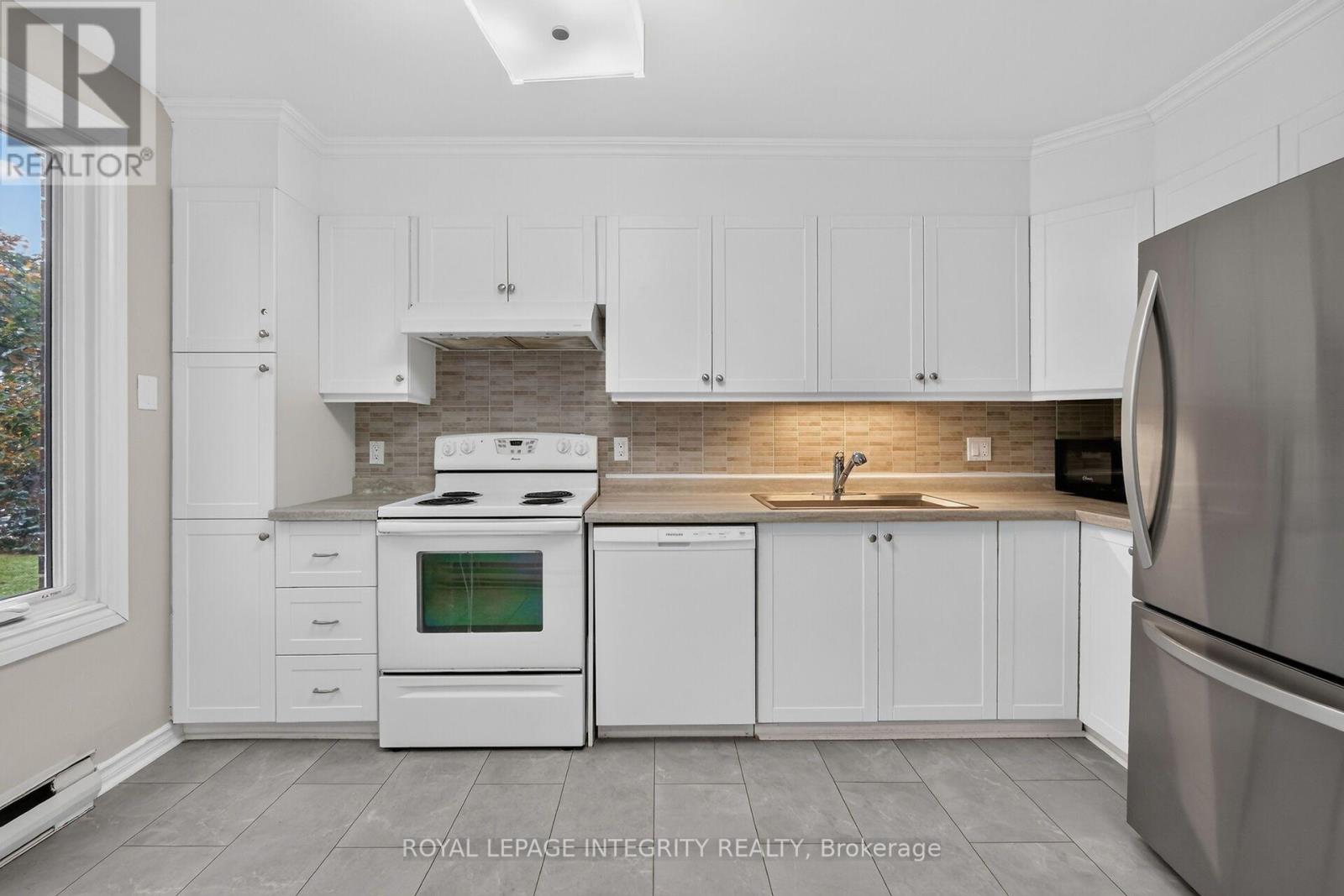 37 - 2155 Eric Crescent, Ottawa, Ontario K1B 4P6 - Photo 18 - X14028008