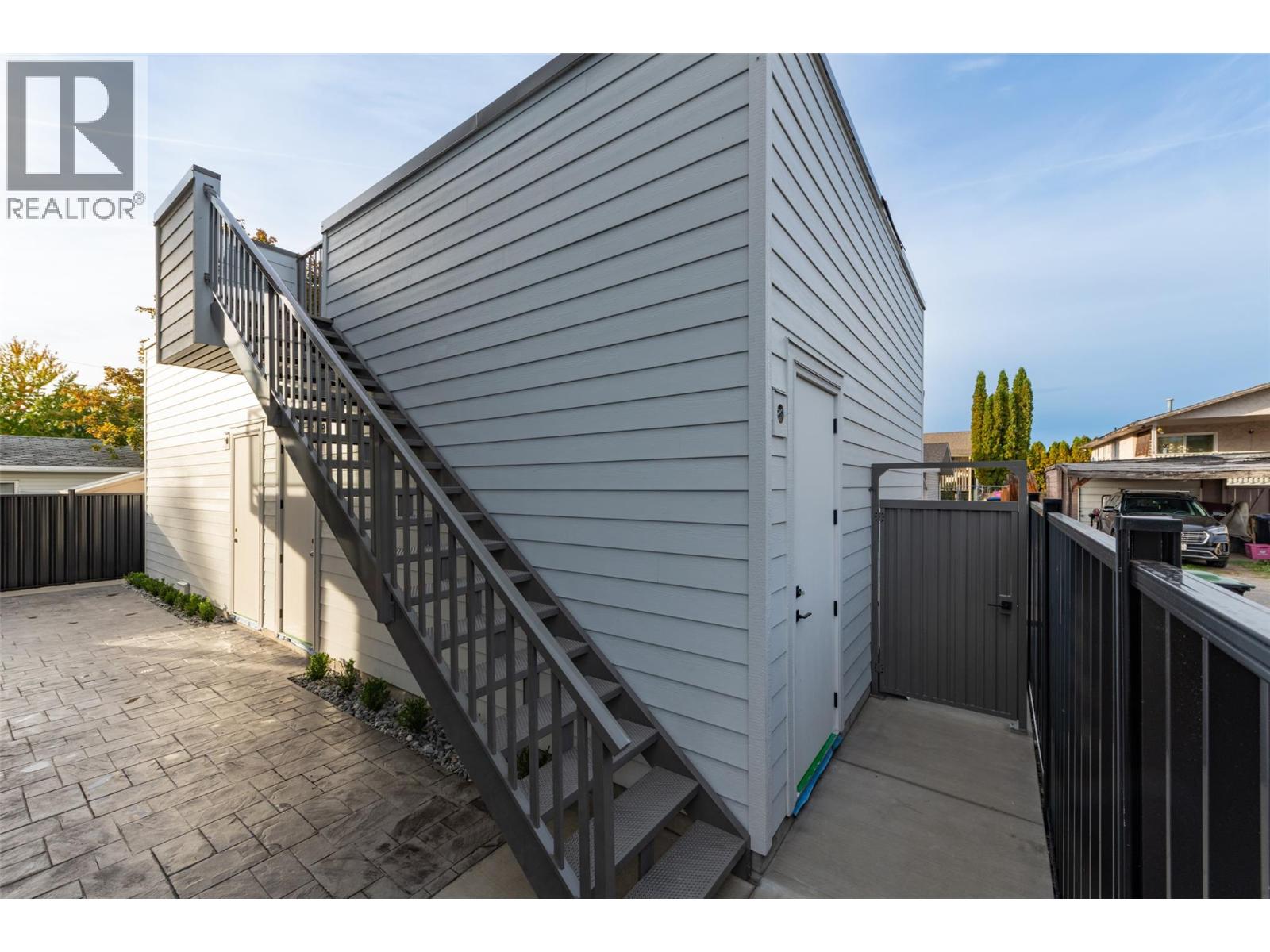 777 Coopland Crescent Unit# 1, Kelowna, British Columbia  V1Y 2V2 - Photo 68 - 10403422