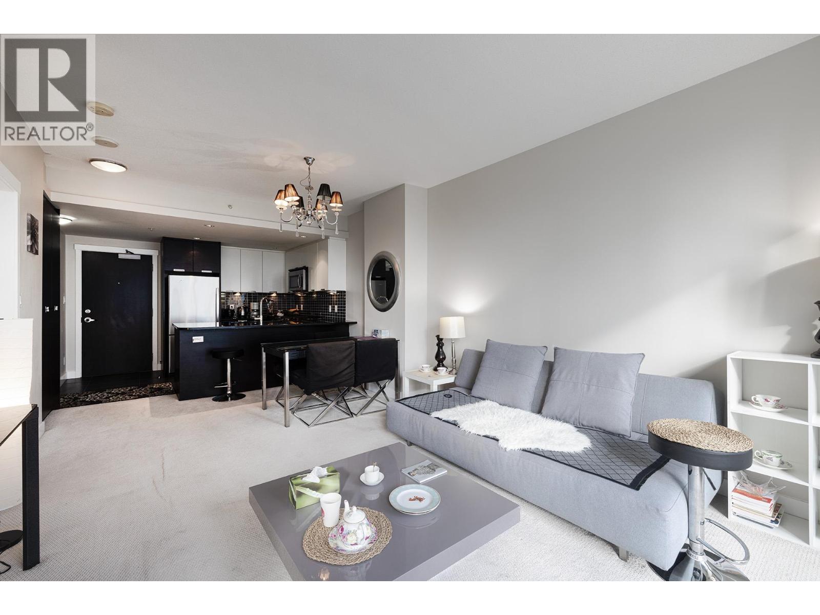1606 2968 Glen Drive, Coquitlam, British Columbia  V3B 0C4 - Photo 15 - R3174722