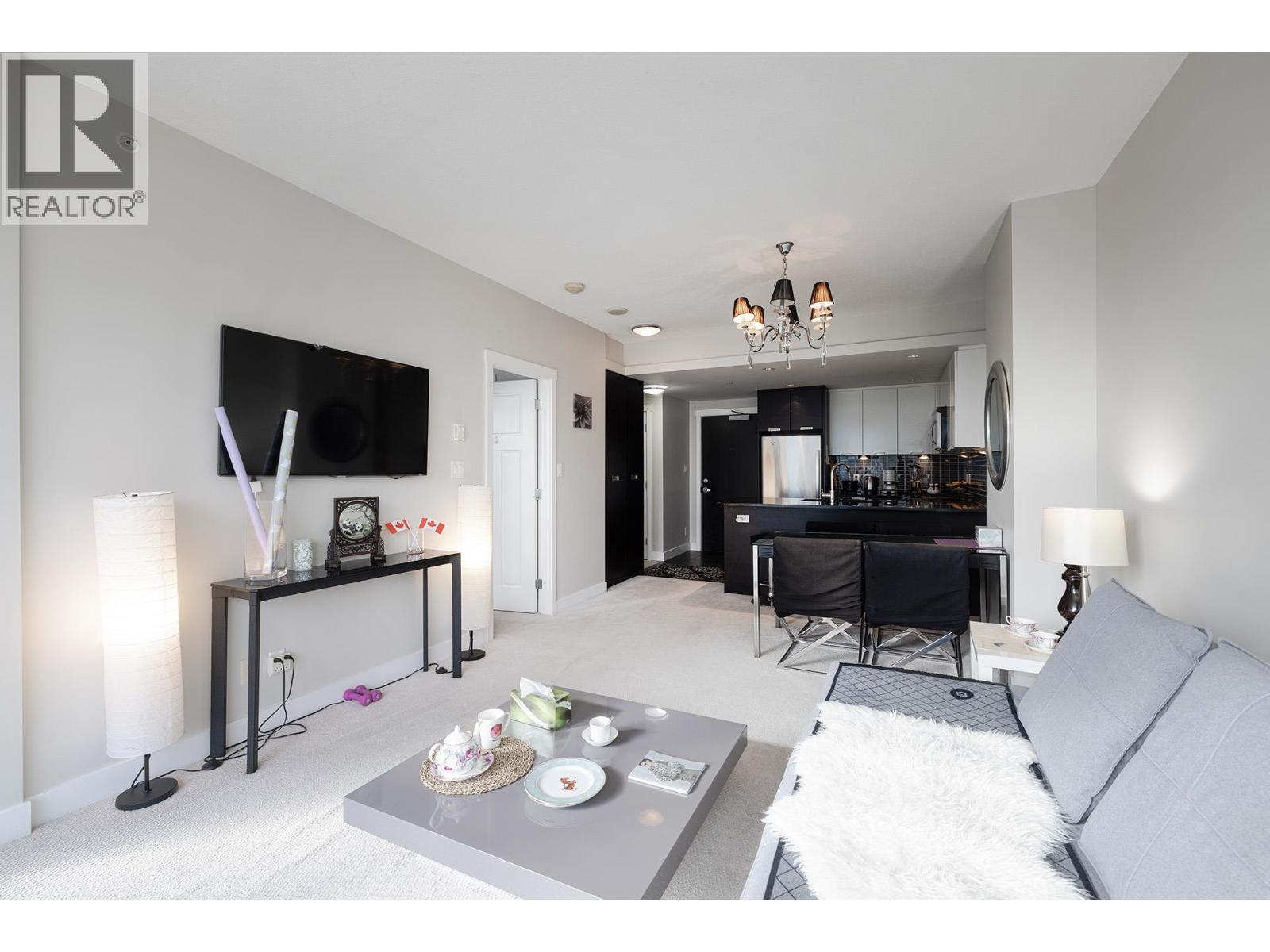 1606 2968 Glen Drive, Coquitlam, British Columbia  V3B 0C4 - Photo 14 - R3174722