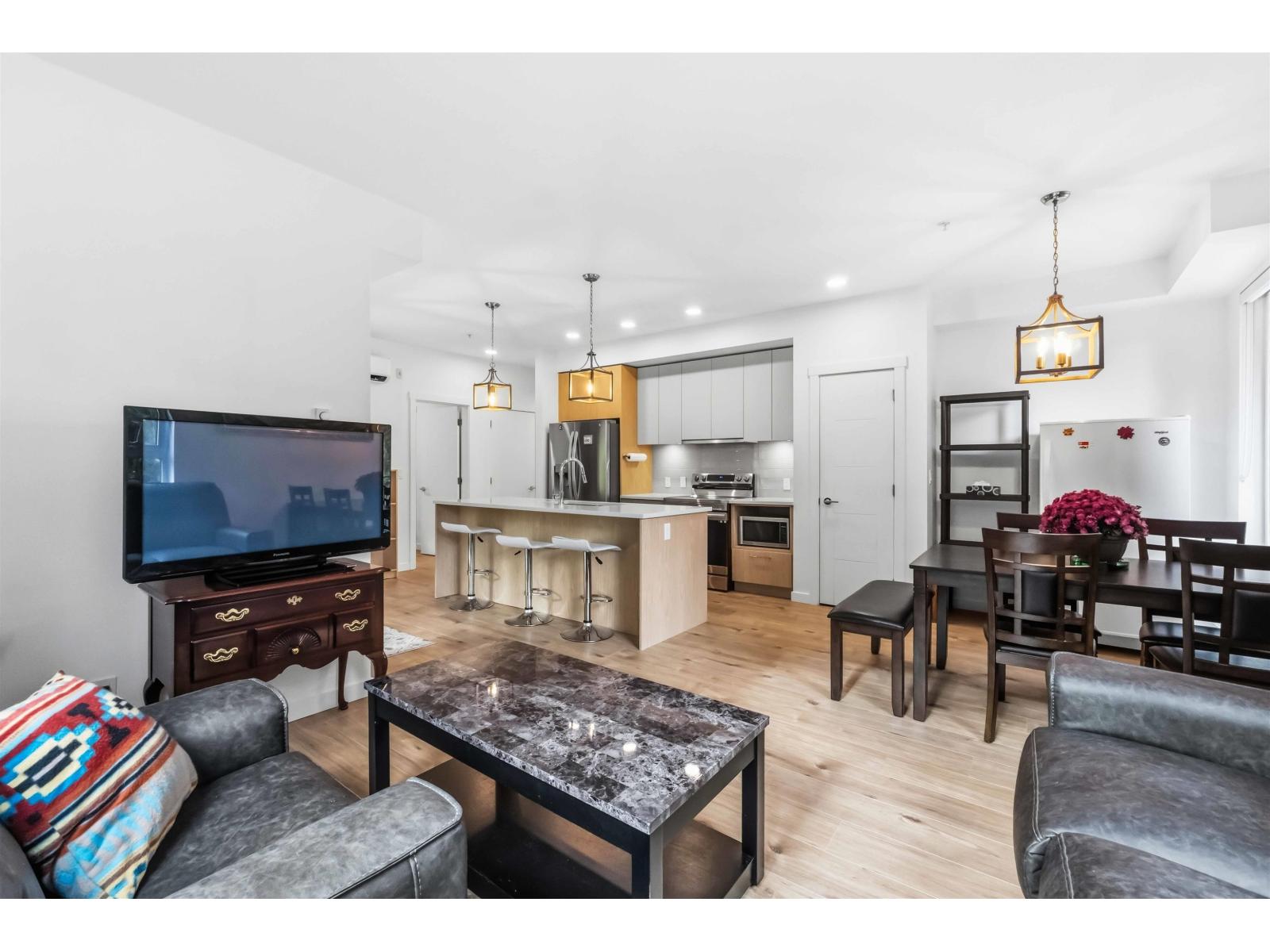 203 3182 Gladwin Road, Abbotsford, British Columbia  V2T 0K8 - Photo 11 - R3174668