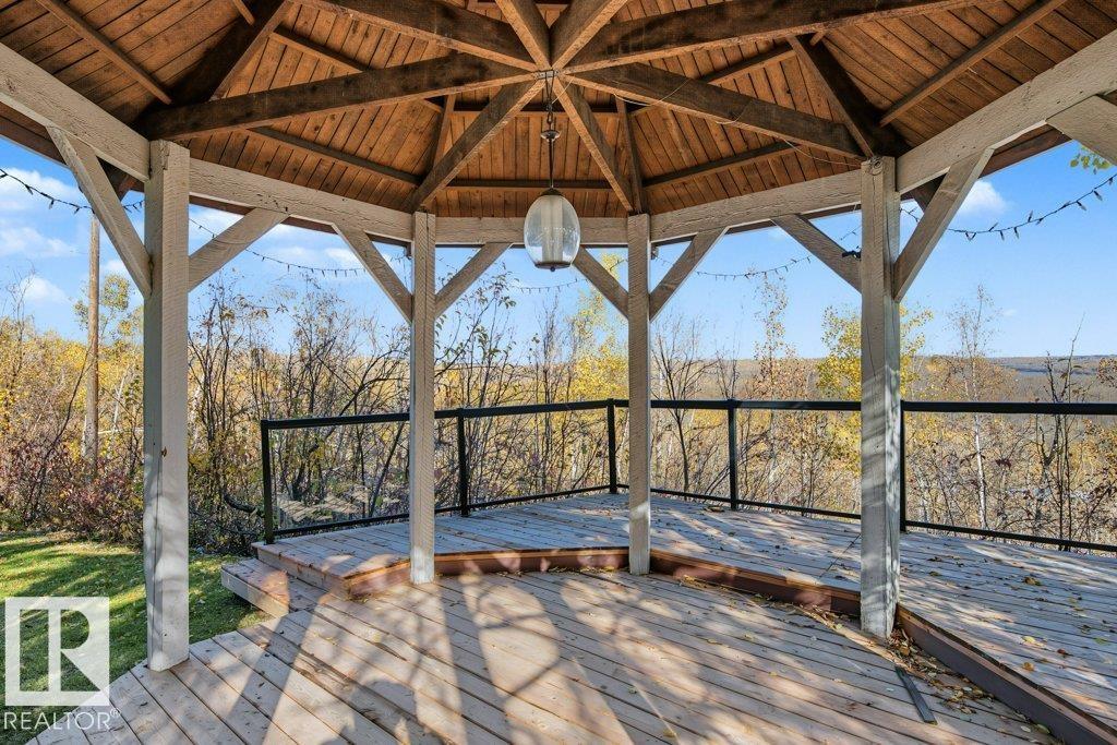 212 GRANDISLE PT NW