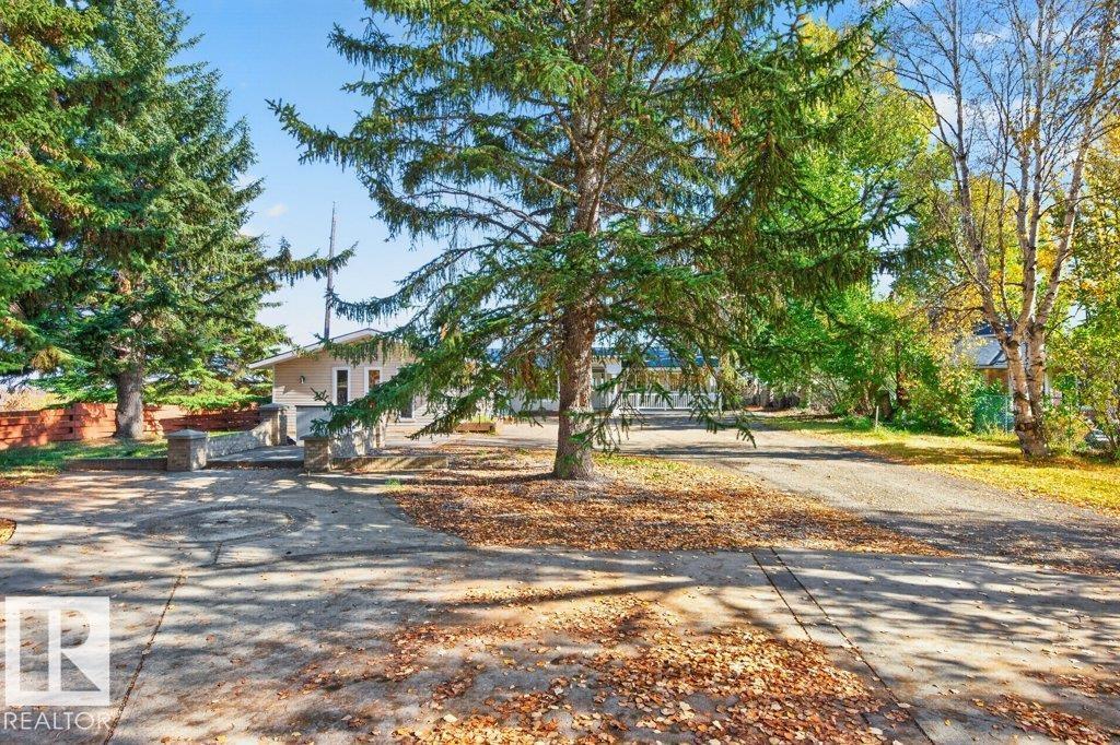 212 GRANDISLE PT NW