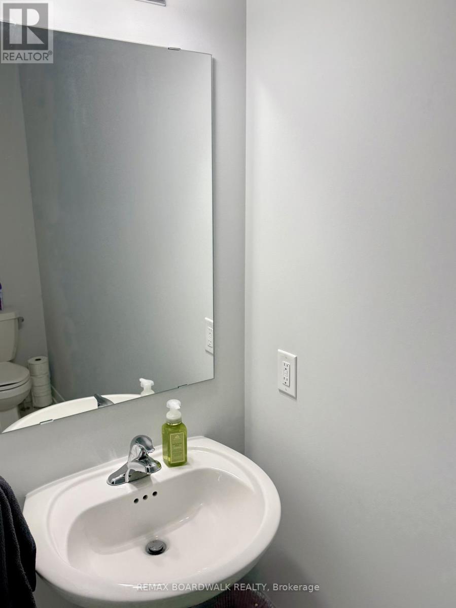 2021 Blossite Private, Ottawa, Ontario  K2J 7J5 - Photo 11 - X14029768