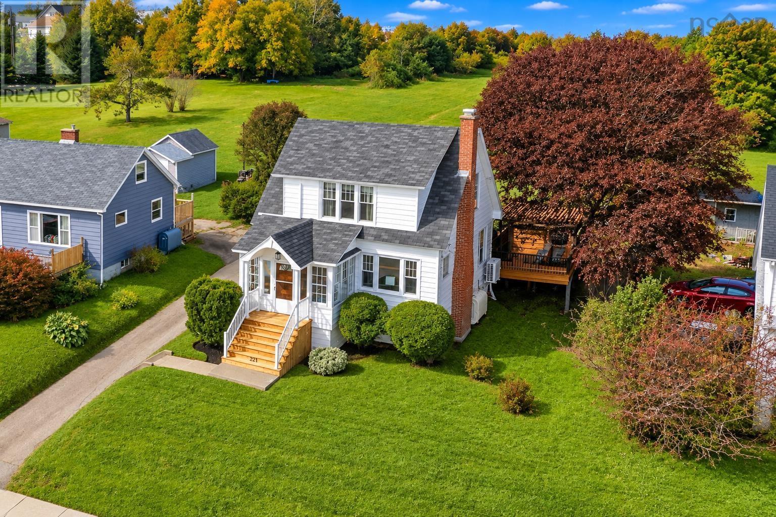 221 Westmount Road, Westmount, Nova Scotia  B1R 1A2 - Photo 3 - 202625512