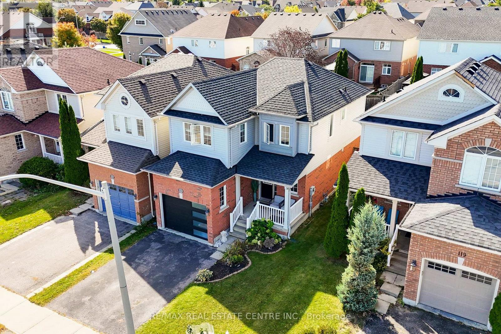 123 Lunney Crescent, Clarington, Ontario  L1C 5N9 - Photo 2 - E14029790