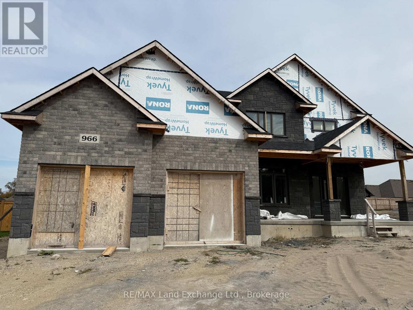 966 Bogdanovic Way, Huron-Kinloss, Ontario  N2Z 0H4 - Photo 2 - X13043138
