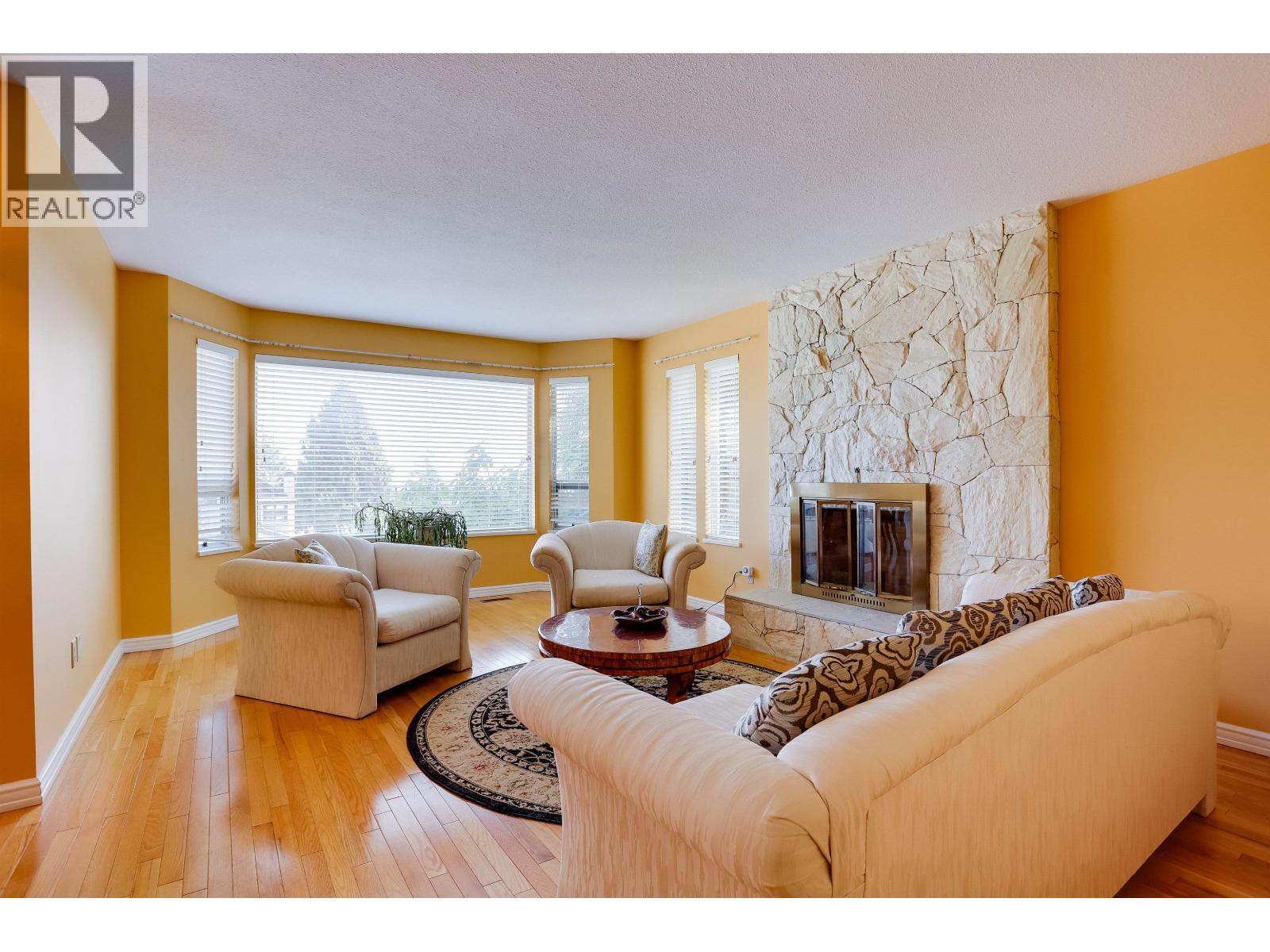 468 Cariboo Crescent, Coquitlam, British Columbia  V3C 4X7 - Photo 8 - R3174736