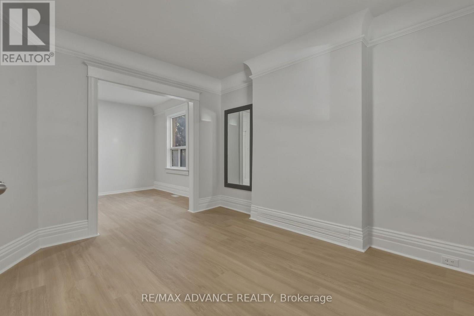 82a Augusta Avenue, Toronto, Ontario  M5T 2L1 - Photo 11 - C13877000