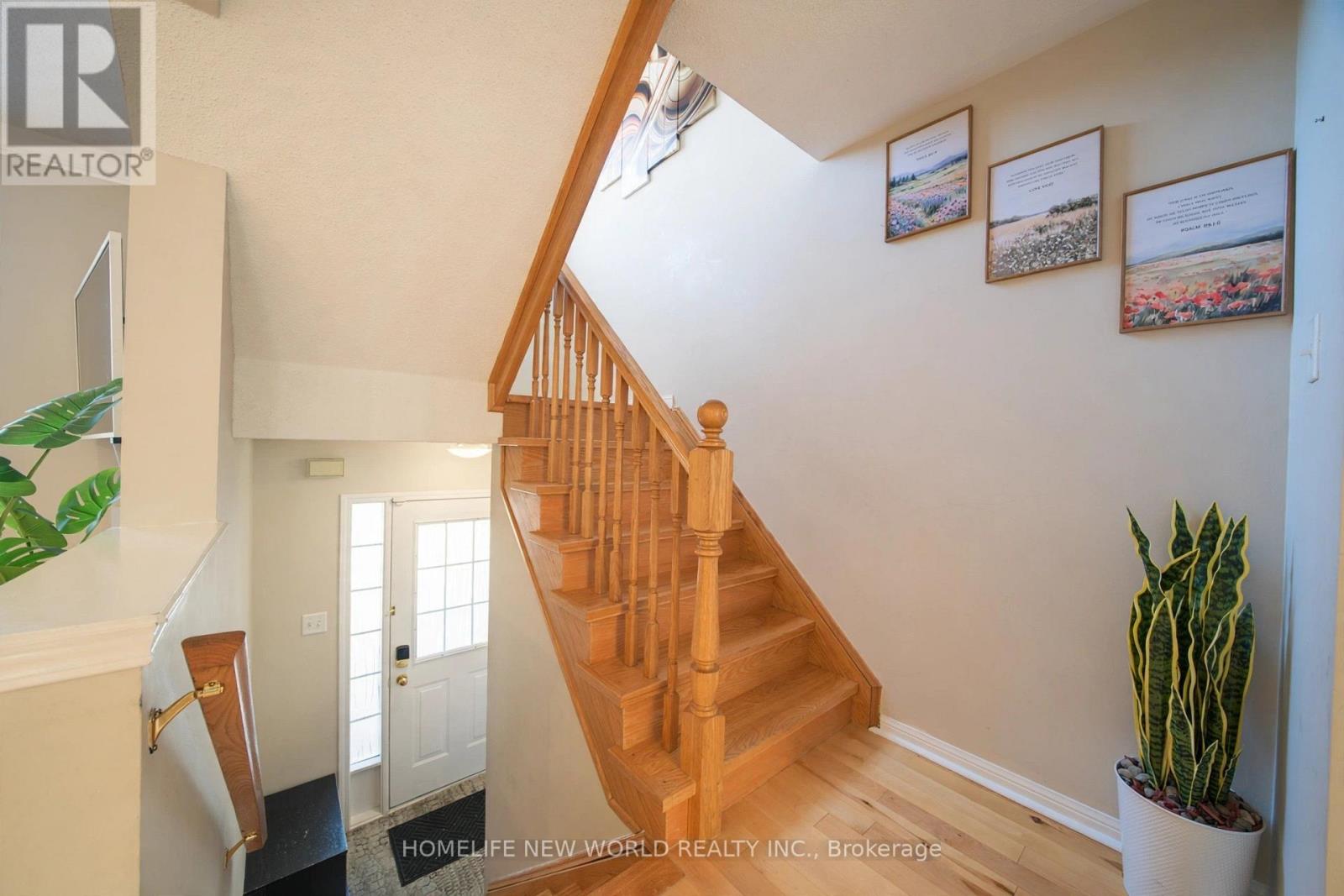 86 Seed House Lane, Halton Hills, Ontario  L7G 6K3 - Photo 6 - W13864982