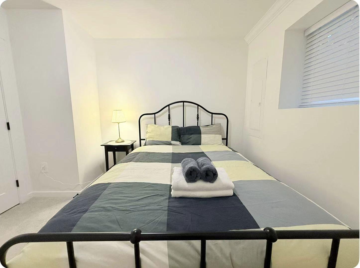 Downstair 19670 75A AVE