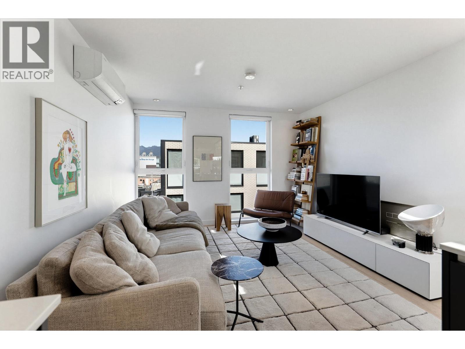 309 1647 E Pender Street, Vancouver, British Columbia  V5L 1W2 - Photo 3 - R3175098