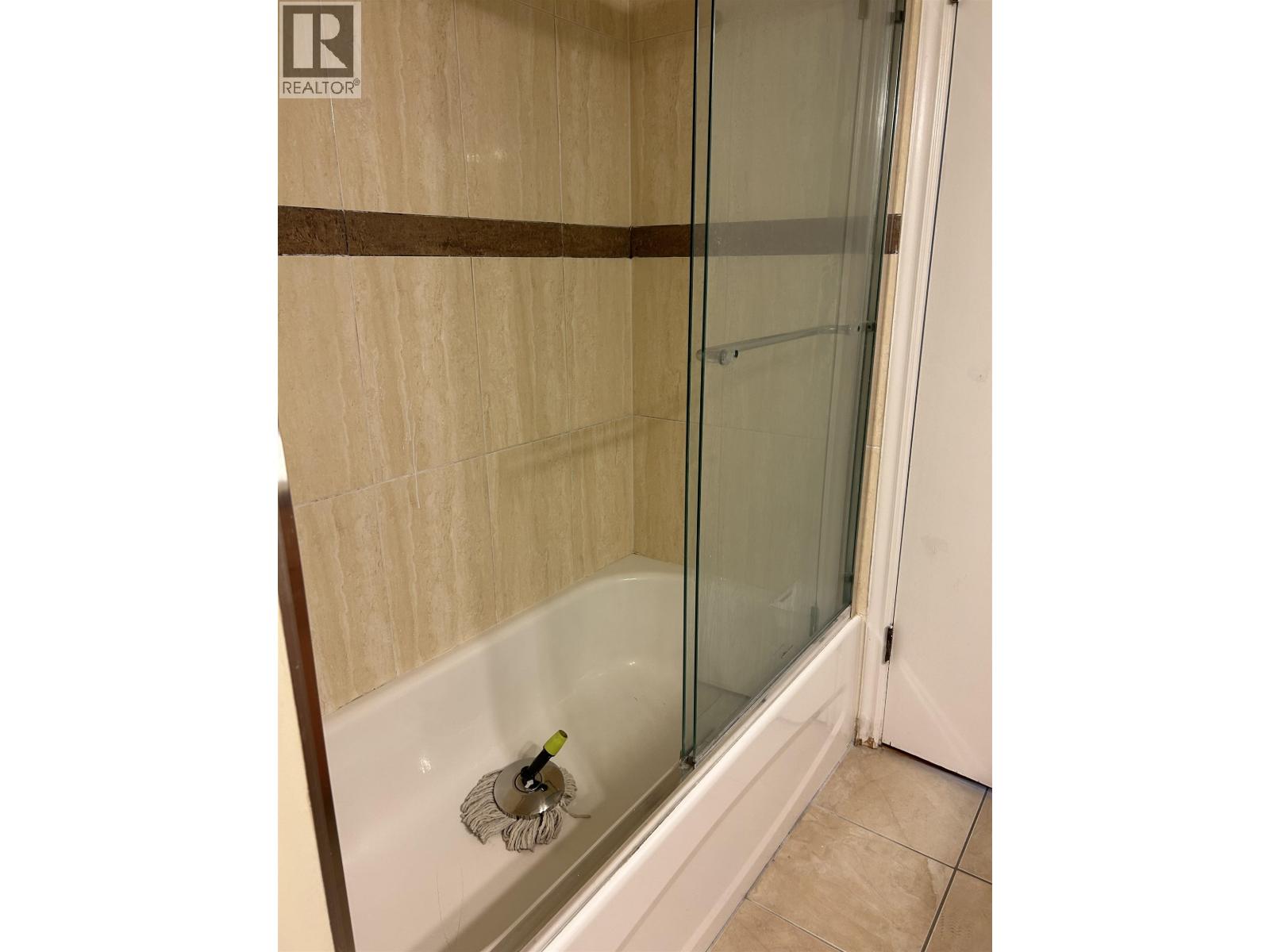 10771 Rosecroft Crescent, Richmond, British Columbia  V7A 2H9 - Photo 5 - R3175091