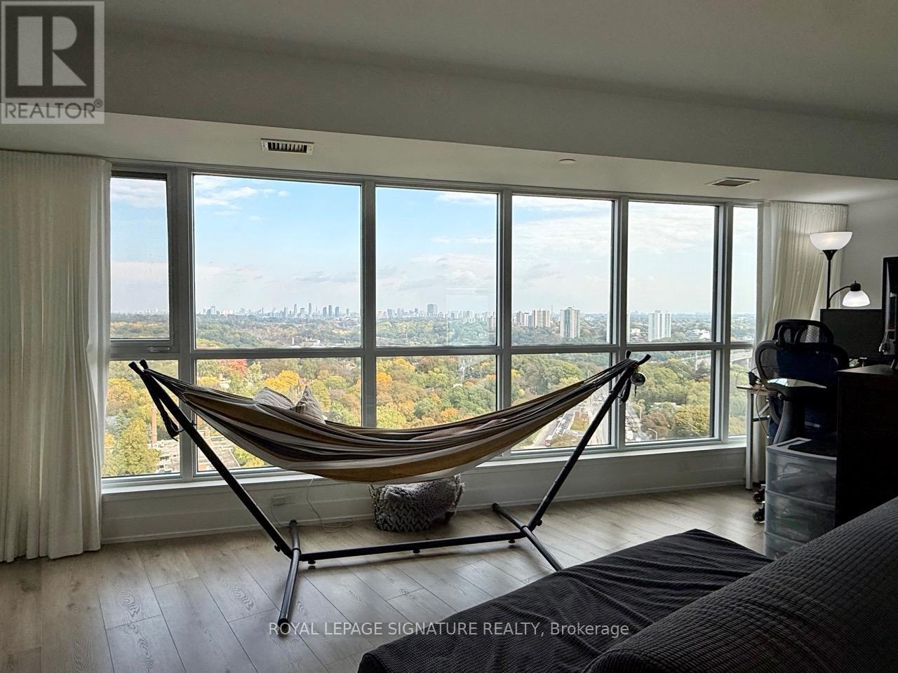 1916 - 585 Bloor Street E, Toronto, Ontario  M4W 0B3 - Photo 5 - C14029882