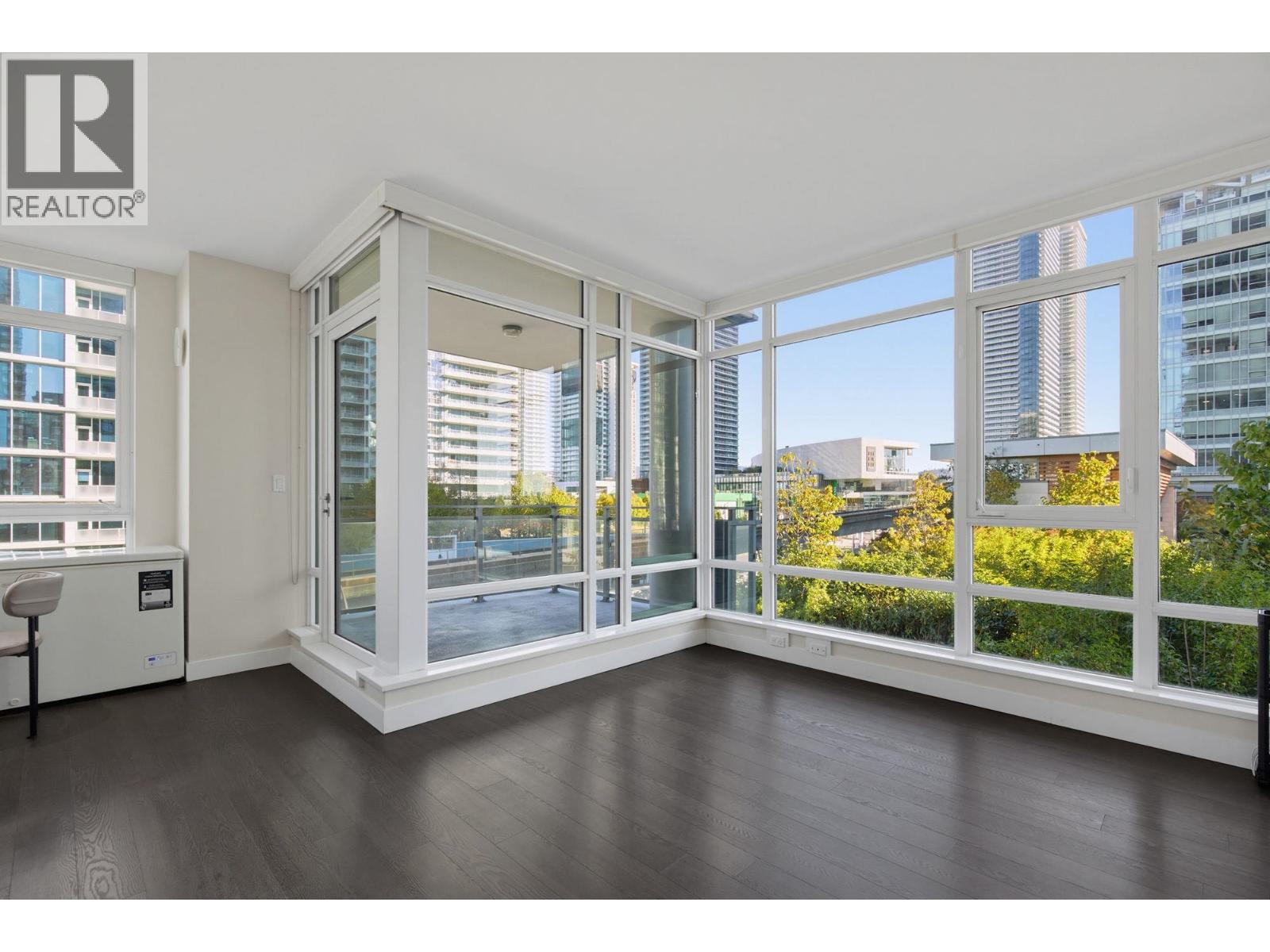 604 2008 Rosser Avenue, Burnaby, British Columbia  V5C 0H8 - Photo 12 - R3174903
