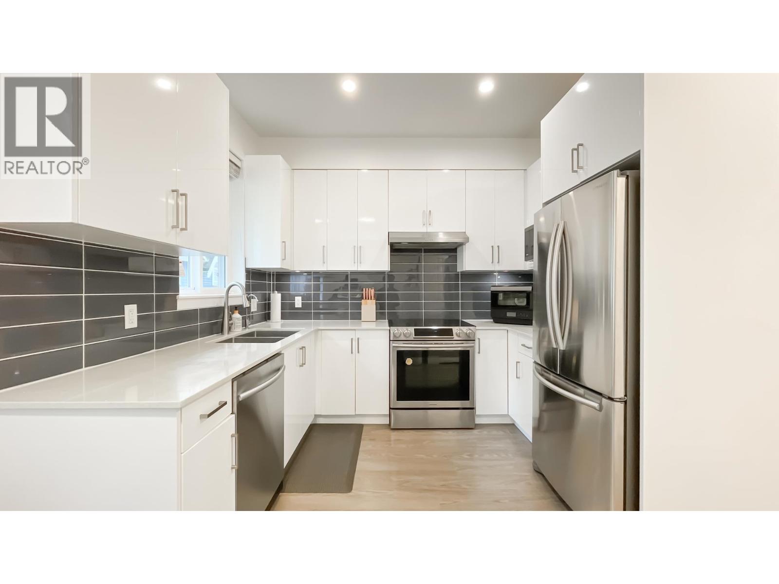 10 9780 GENERAL CURRIE ROAD