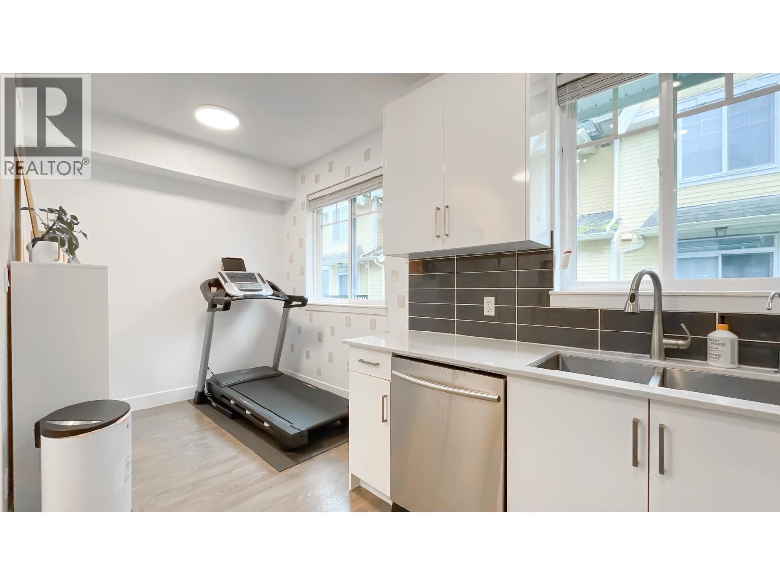 10 9780 GENERAL CURRIE ROAD
