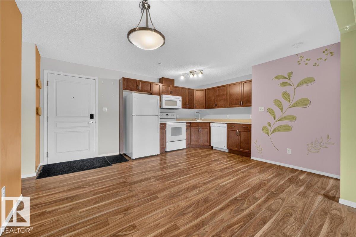 #338 301 CLARVIEW STATION DR NW