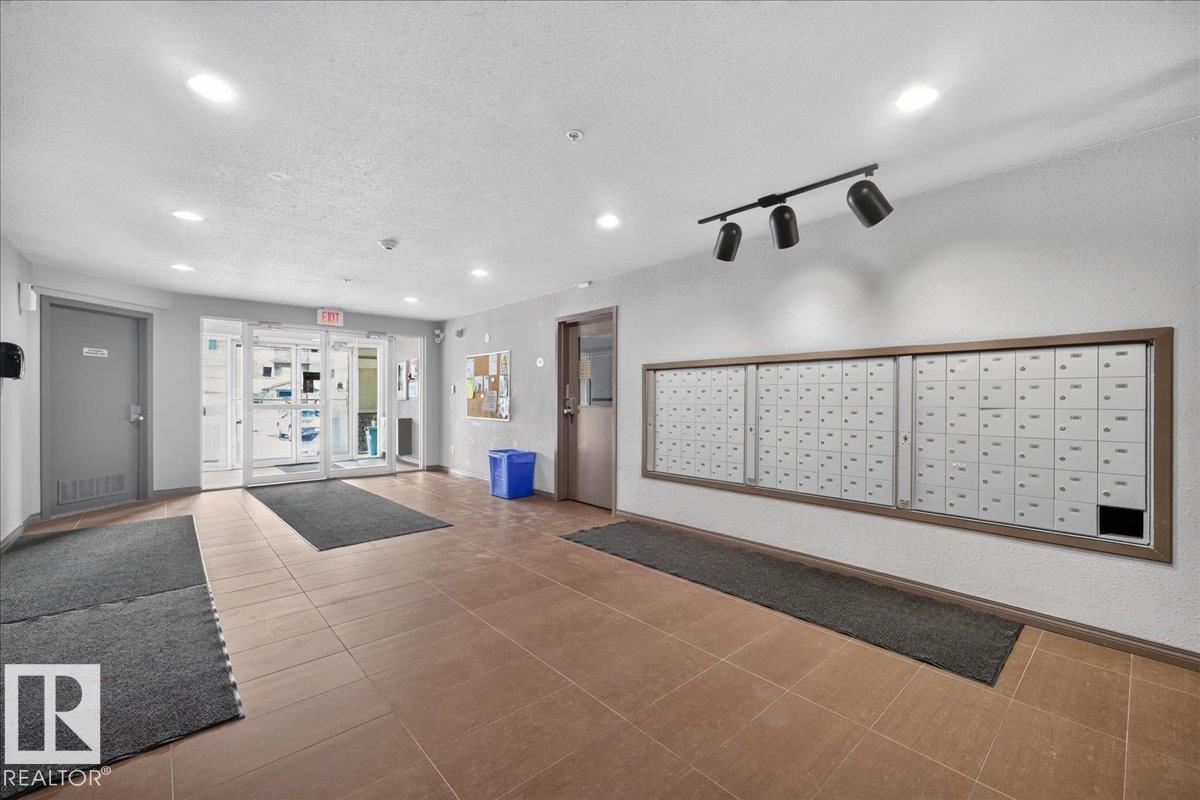 #338 301 CLARVIEW STATION DR NW