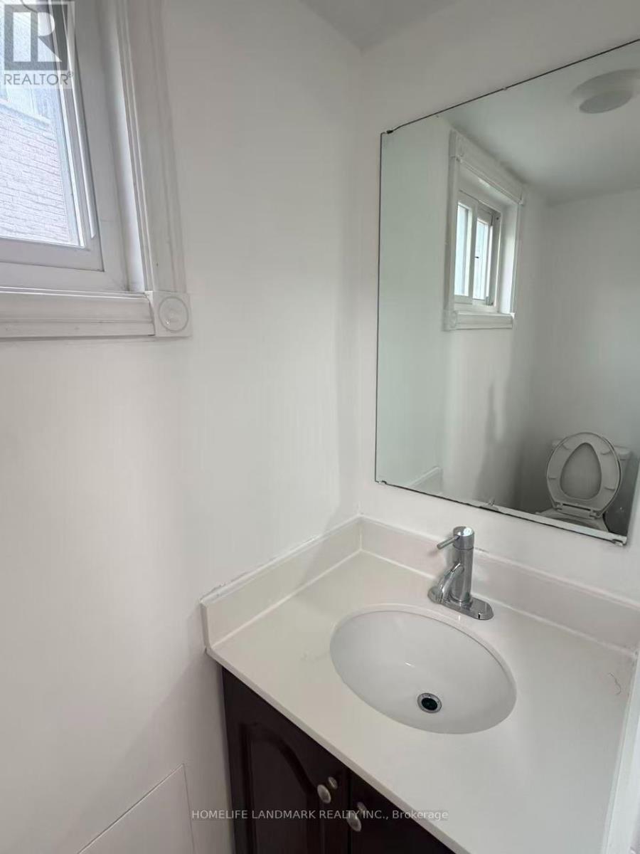 8 Fullerton Crescent, Markham, Ontario  L3R 3G5 - Photo 4 - N14029900