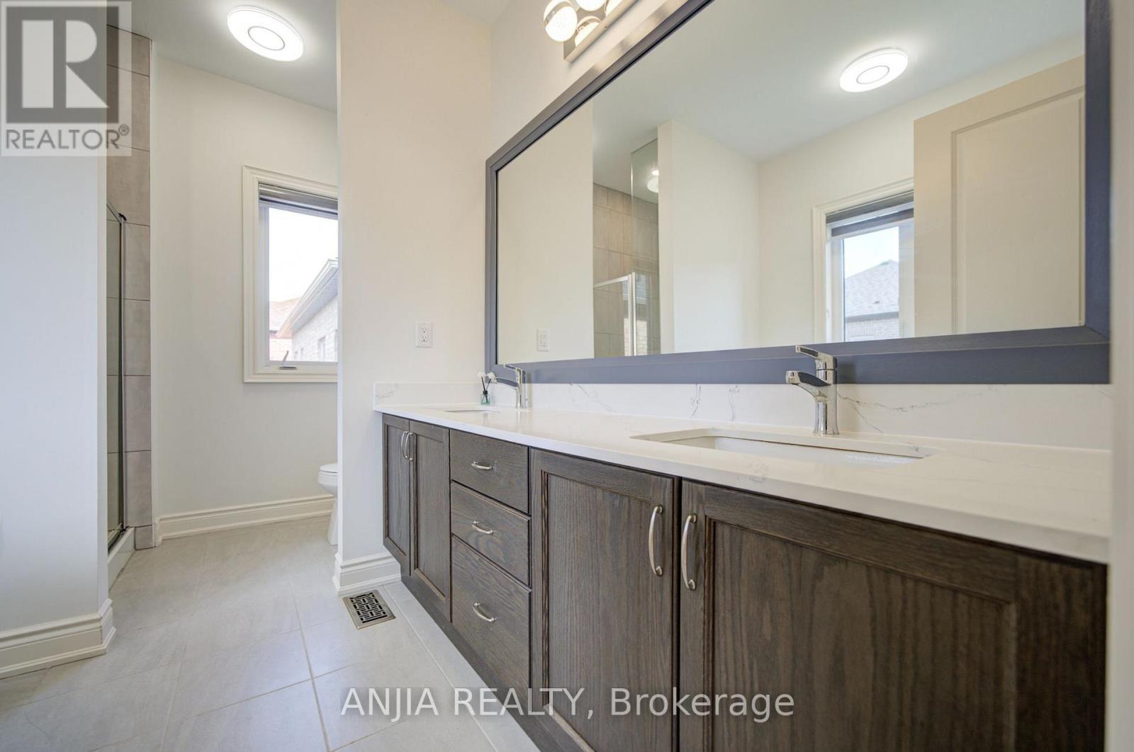 57 Betty May Crescent, East Gwillimbury, Ontario  L9N 1S2 - Photo 29 - N14029910