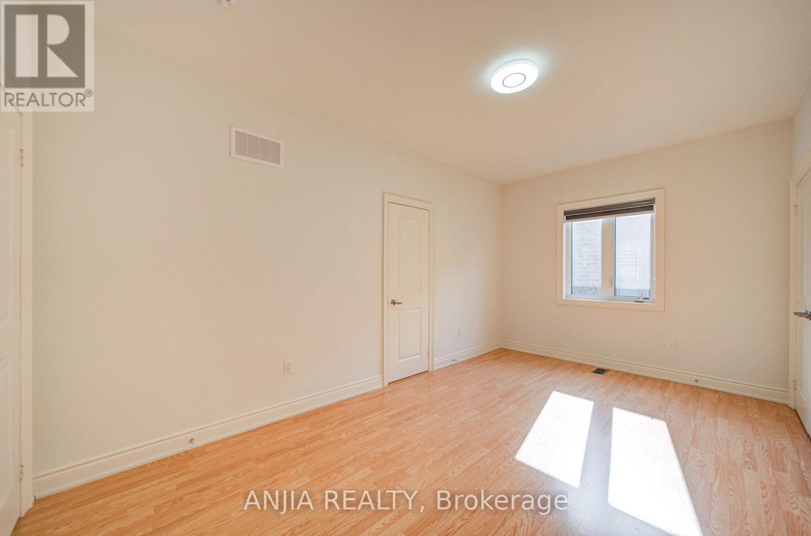 57 Betty May Crescent, East Gwillimbury, Ontario  L9N 1S2 - Photo 37 - N14029910