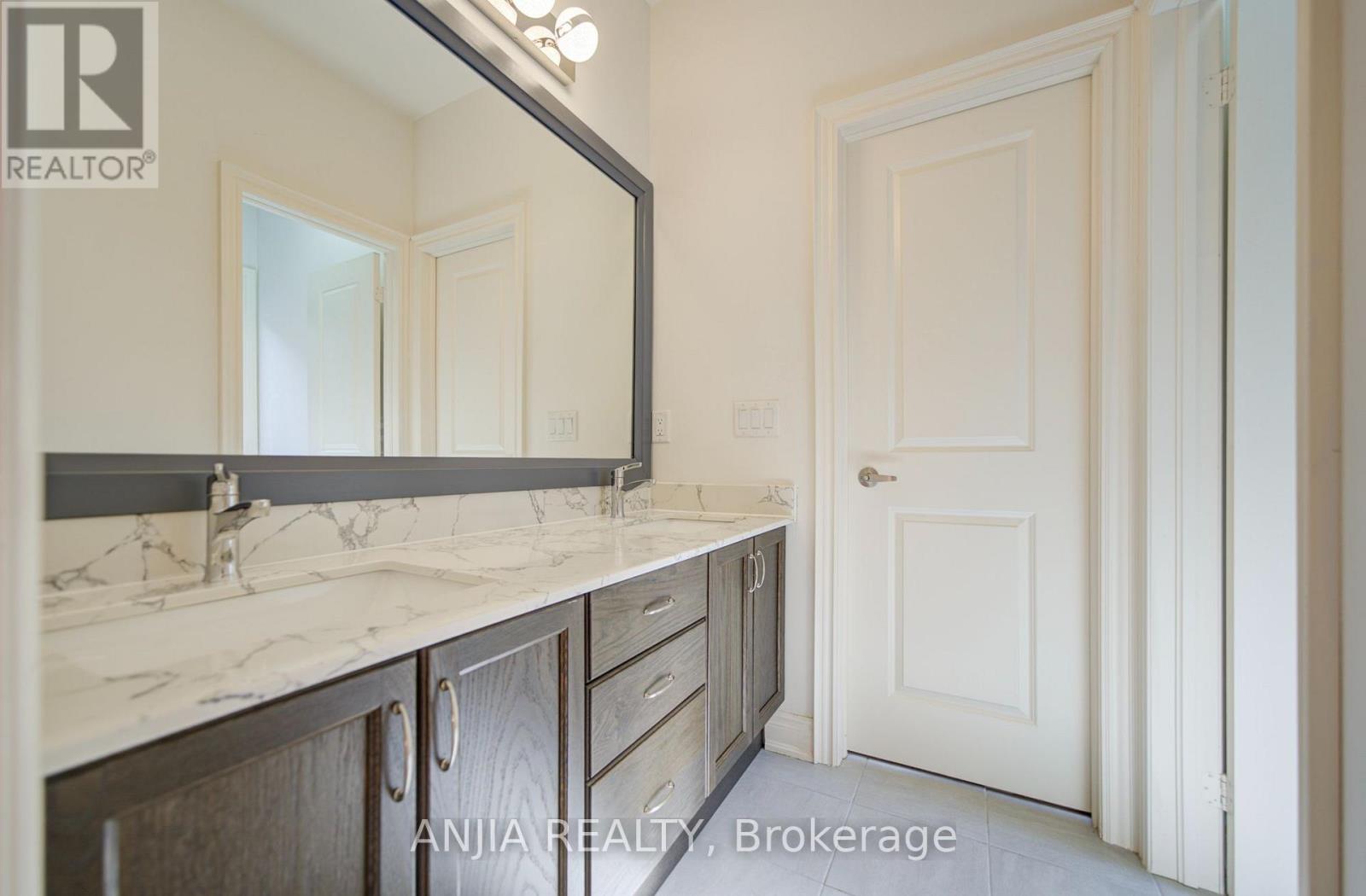57 Betty May Crescent, East Gwillimbury, Ontario  L9N 1S2 - Photo 41 - N14029910
