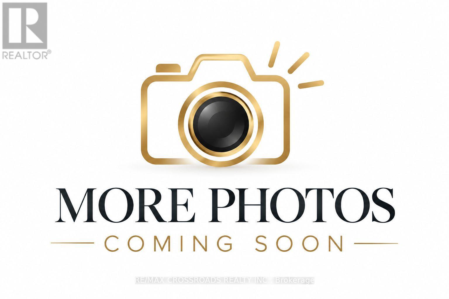 8 - 11 Lytham Green Circle, Newmarket, Ontario  L3Y 0H5 - Photo 3 - N14029914