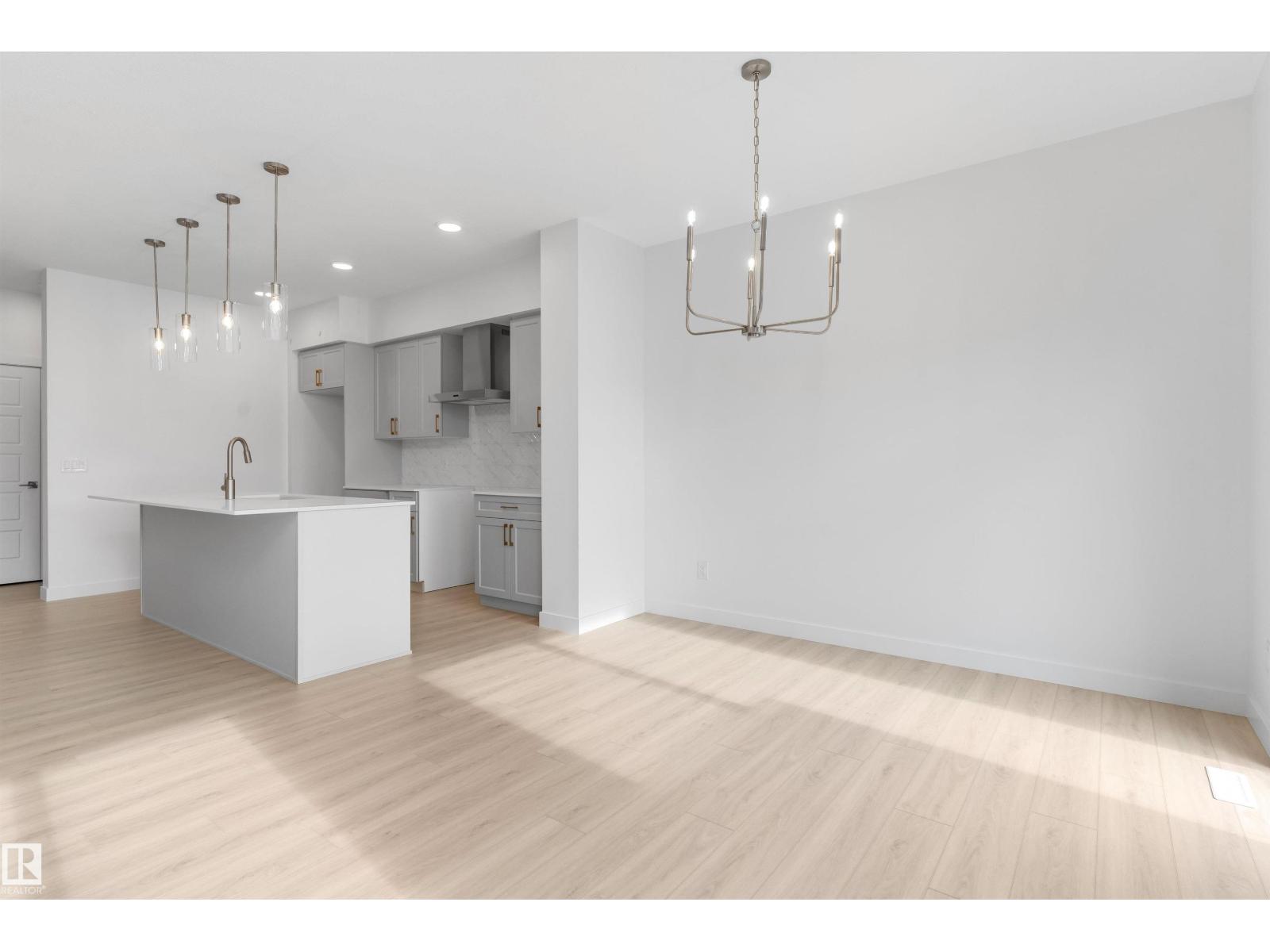 19005 24 Av Nw, Edmonton, Alberta  T6M 3L3 - Photo 14 - E4493088