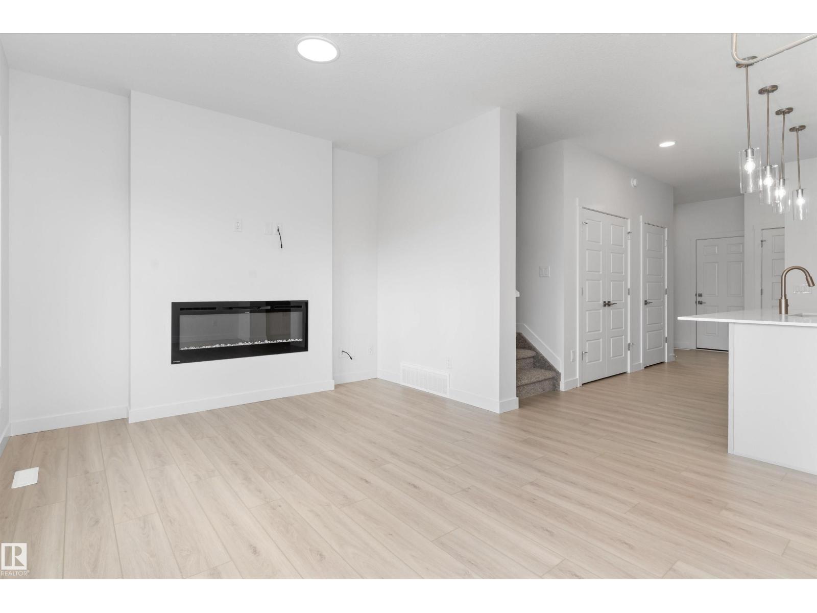19005 24 Av Nw, Edmonton, Alberta  T6M 3L3 - Photo 18 - E4493088