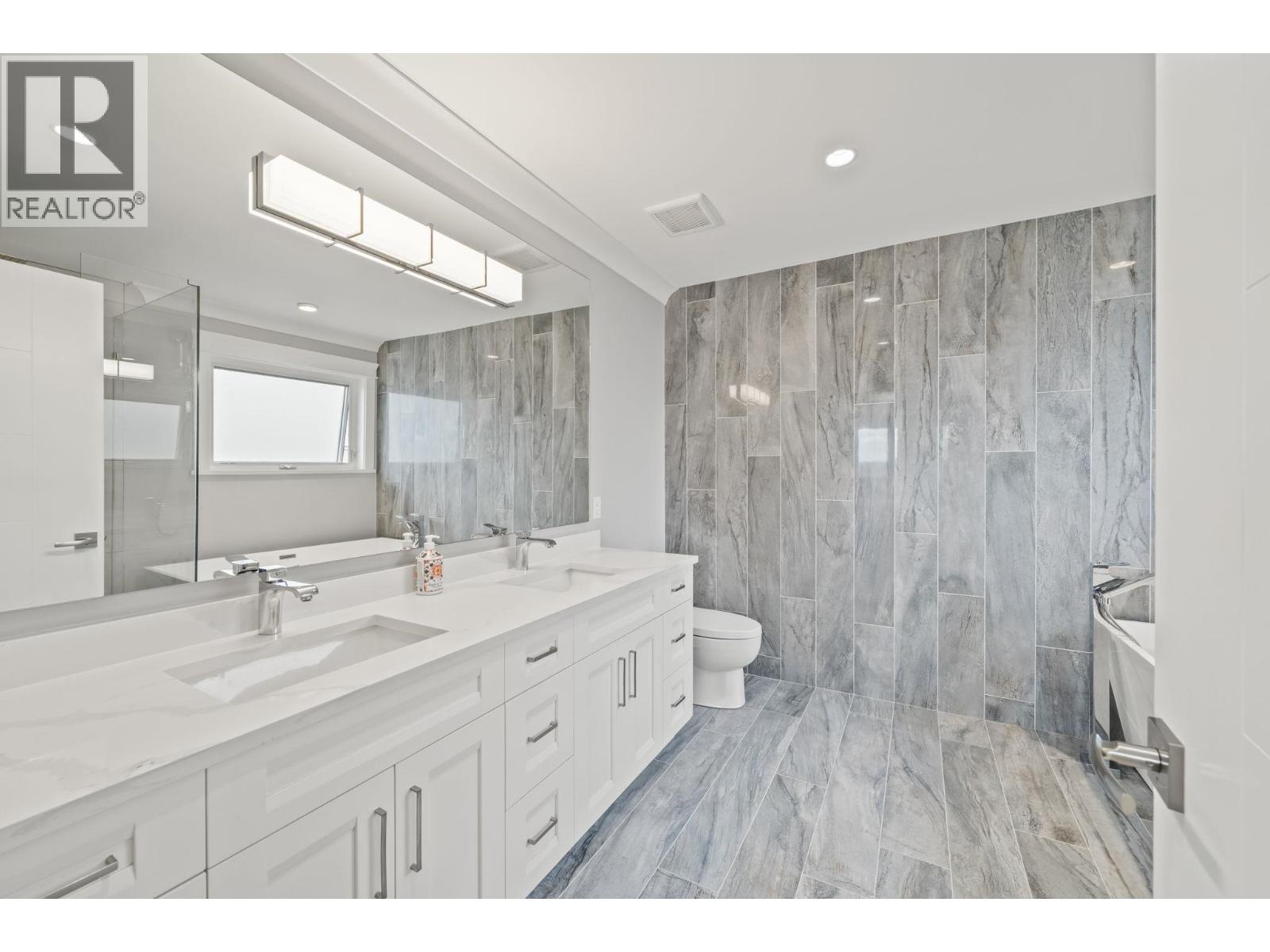 1604 Hamilton Street, New Westminster, British Columbia  V3M 2N8 - Photo 21 - R3171575