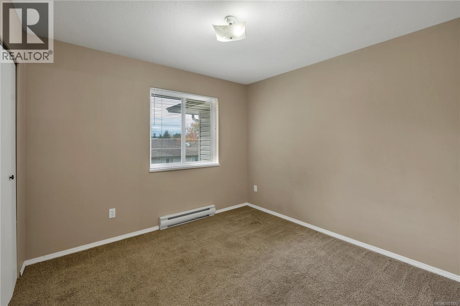 1 772 Robron Rd