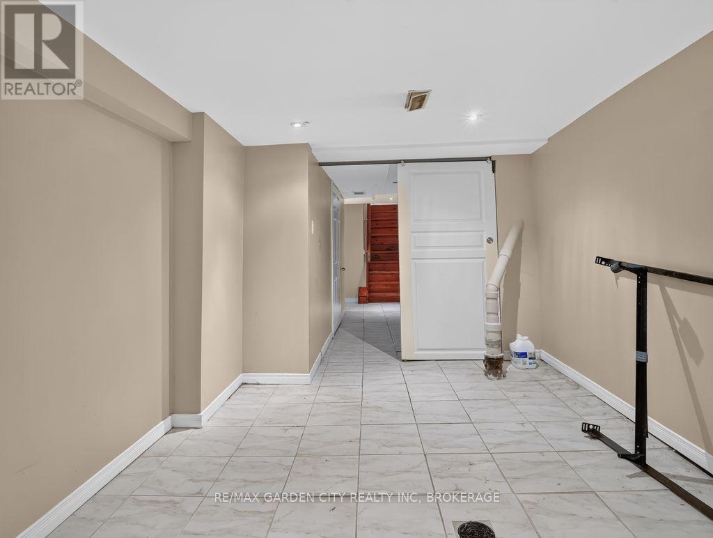 15 Rodman Street, St. Catharines, Ontario  L2R 5C9 - Photo 37 - X14029980