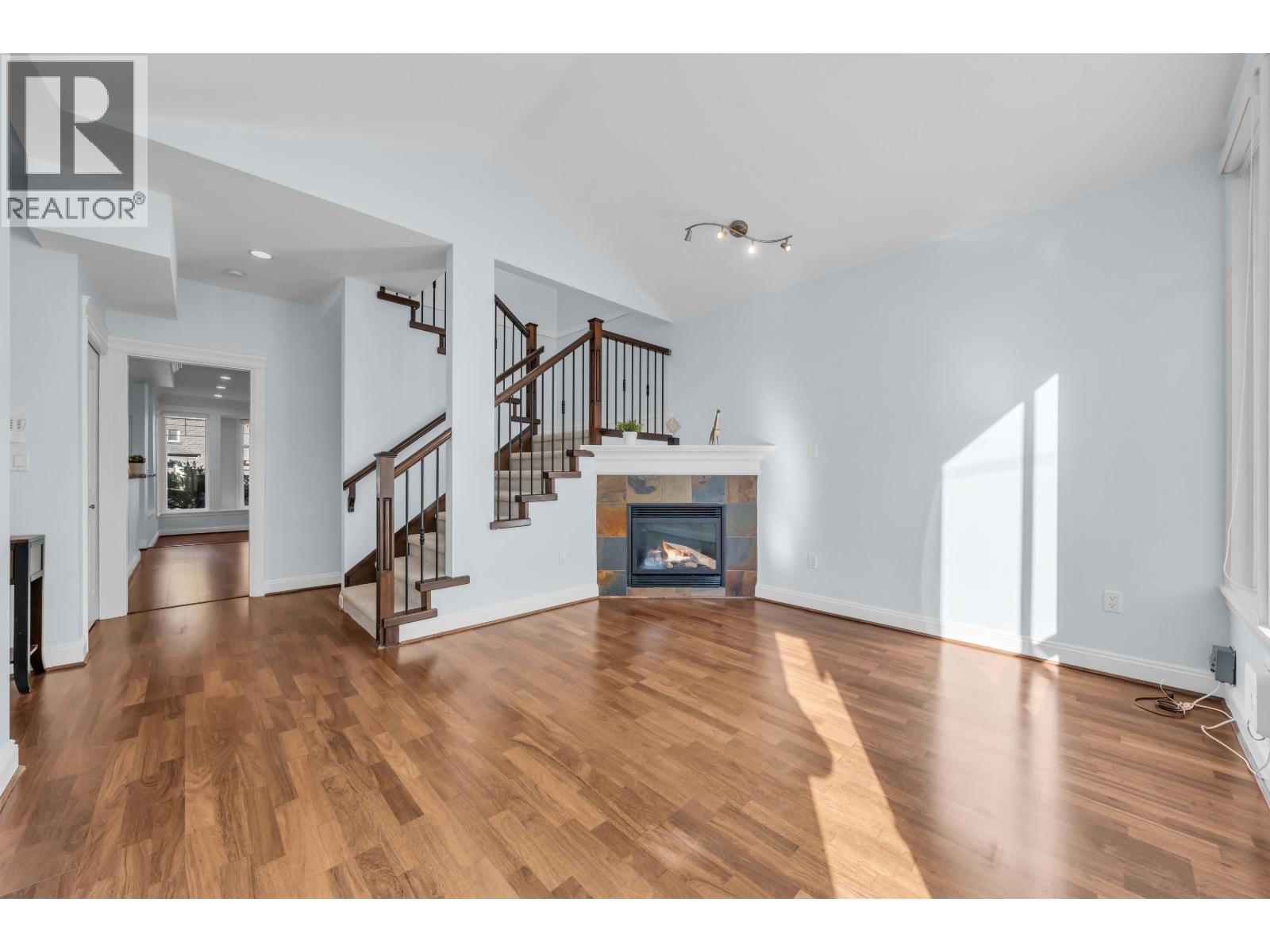 2411 George Street, North Vancouver, British Columbia  V7P 2N4 - Photo 12 - R3174964
