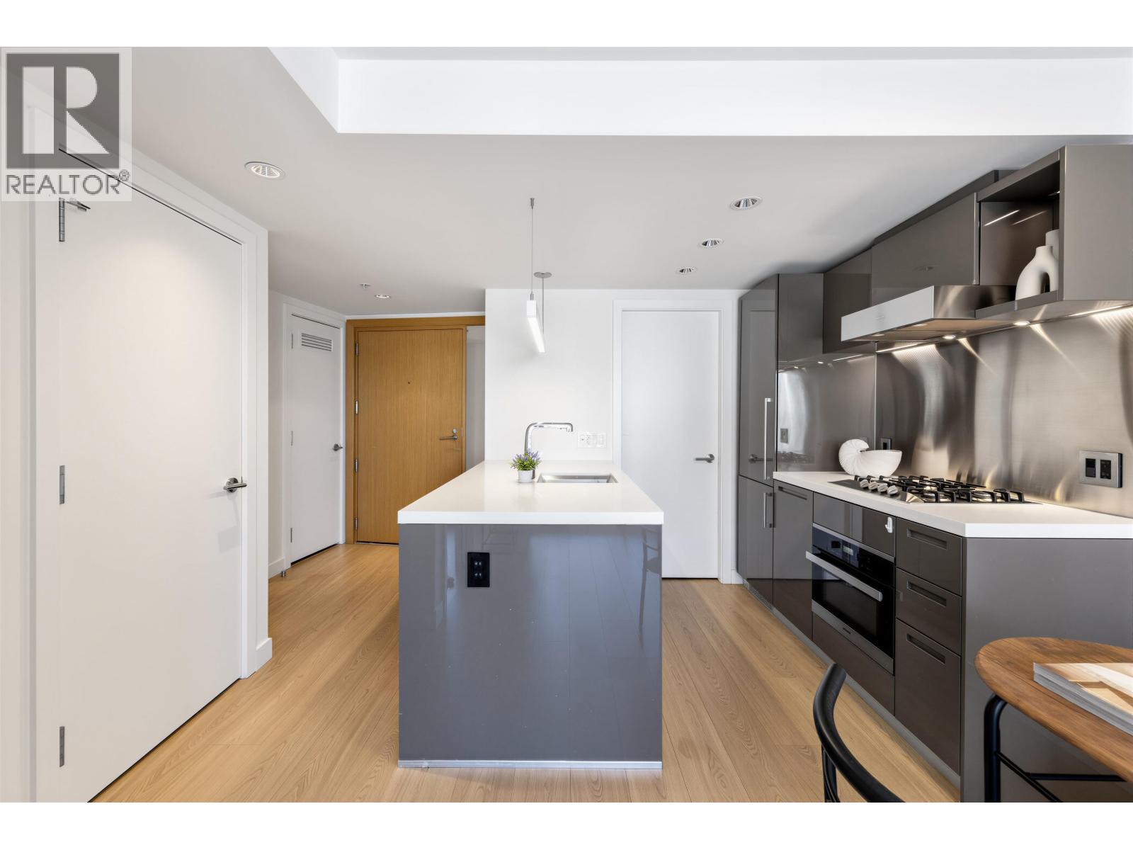 1902 777 Richards Street, Vancouver, British Columbia  V6B 0M6 - Photo 10 - R3174883