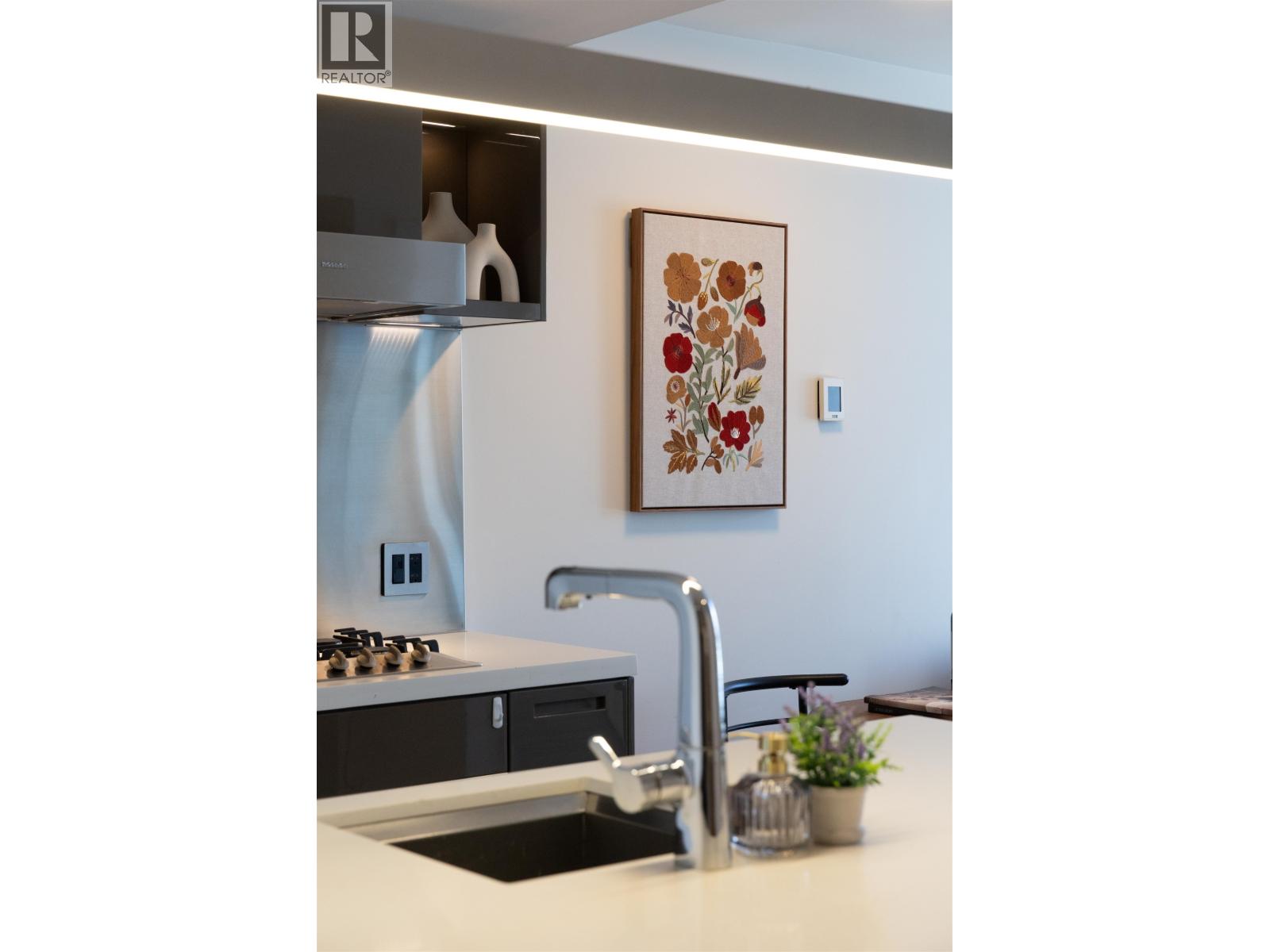 1902 777 Richards Street, Vancouver, British Columbia  V6B 0M6 - Photo 12 - R3174883