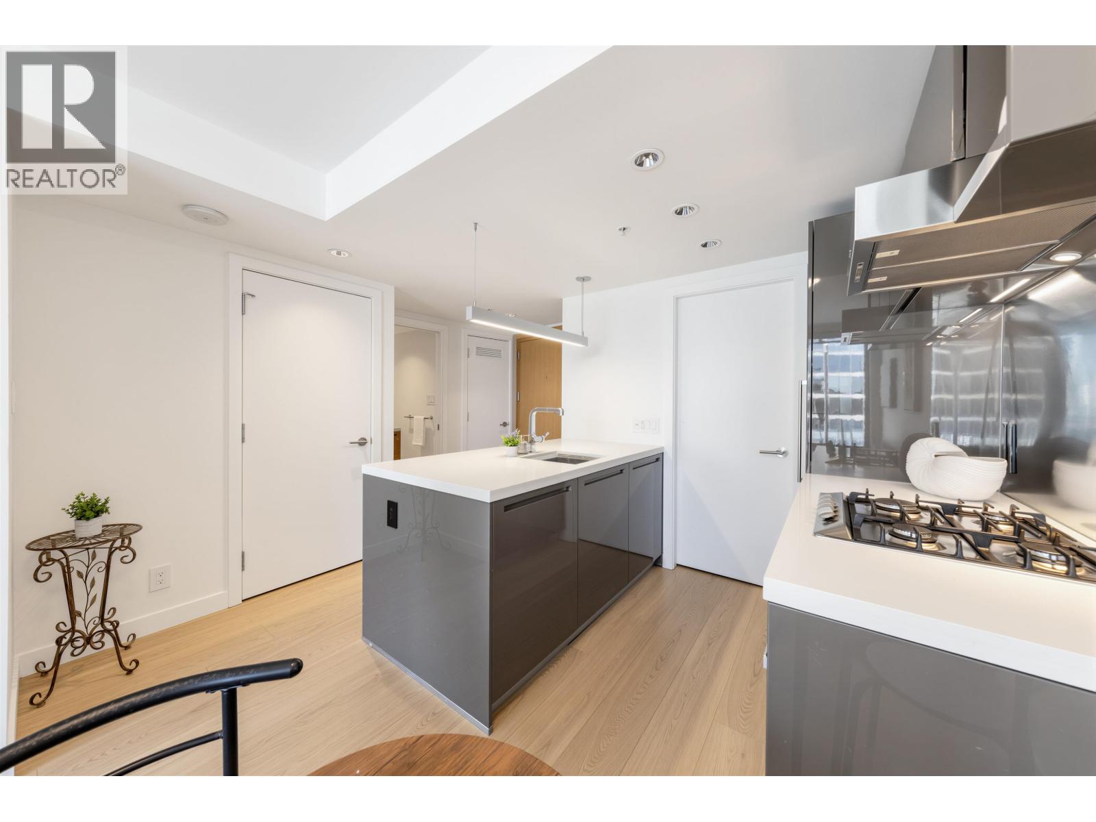 1902 777 Richards Street, Vancouver, British Columbia  V6B 0M6 - Photo 18 - R3174883
