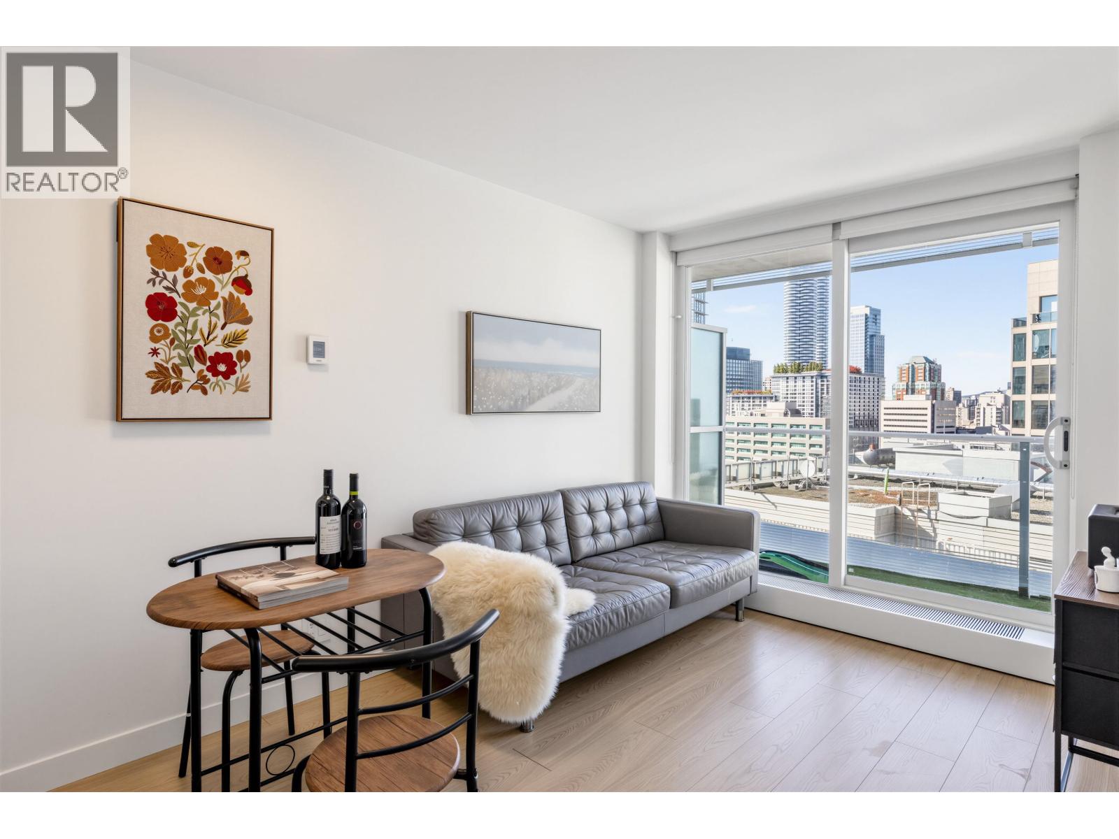1902 777 Richards Street, Vancouver, British Columbia  V6B 0M6 - Photo 5 - R3174883