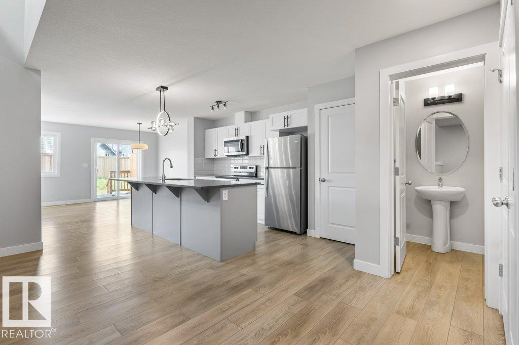 9355 Pear Link Li Sw, Edmonton, Alberta  T6X 2V9 - Photo 3 - E4512175