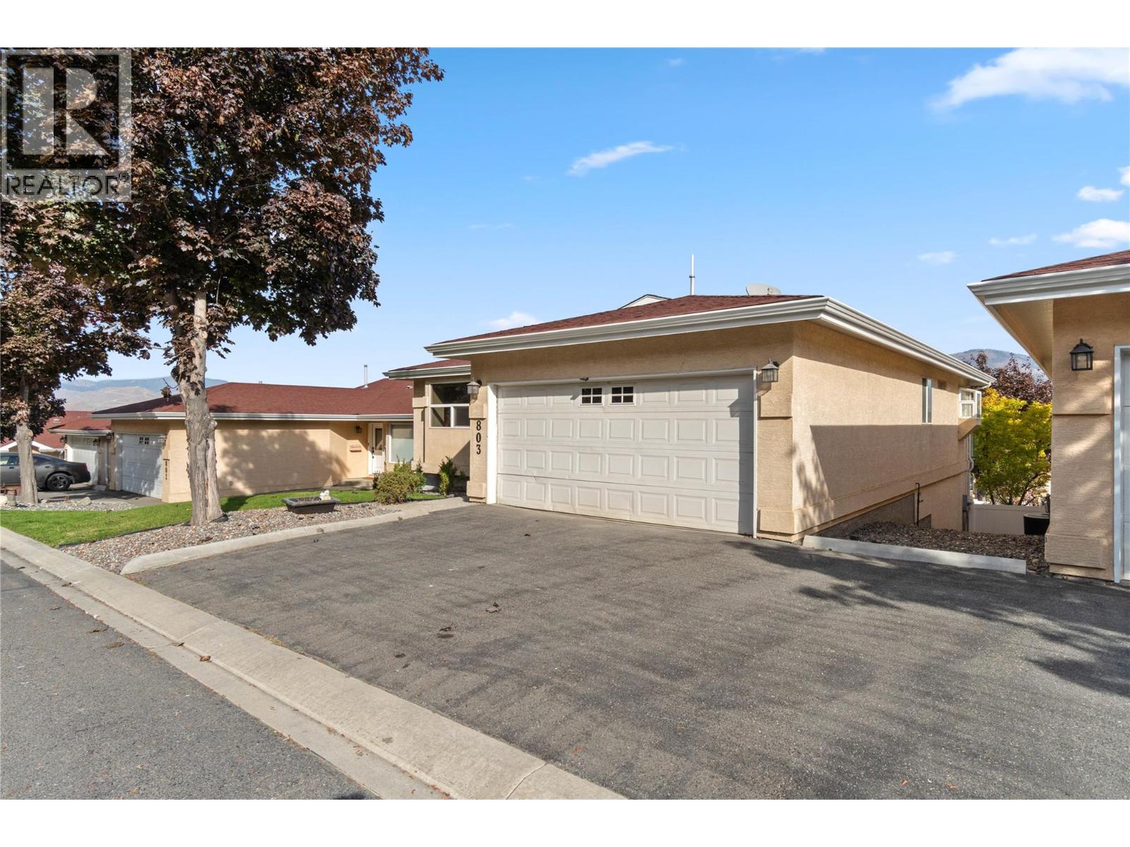 15 Hudson's Bay Trail Unit# 803, Kamloops, British Columbia  V2C 6S6 - Photo 2 - 10402991