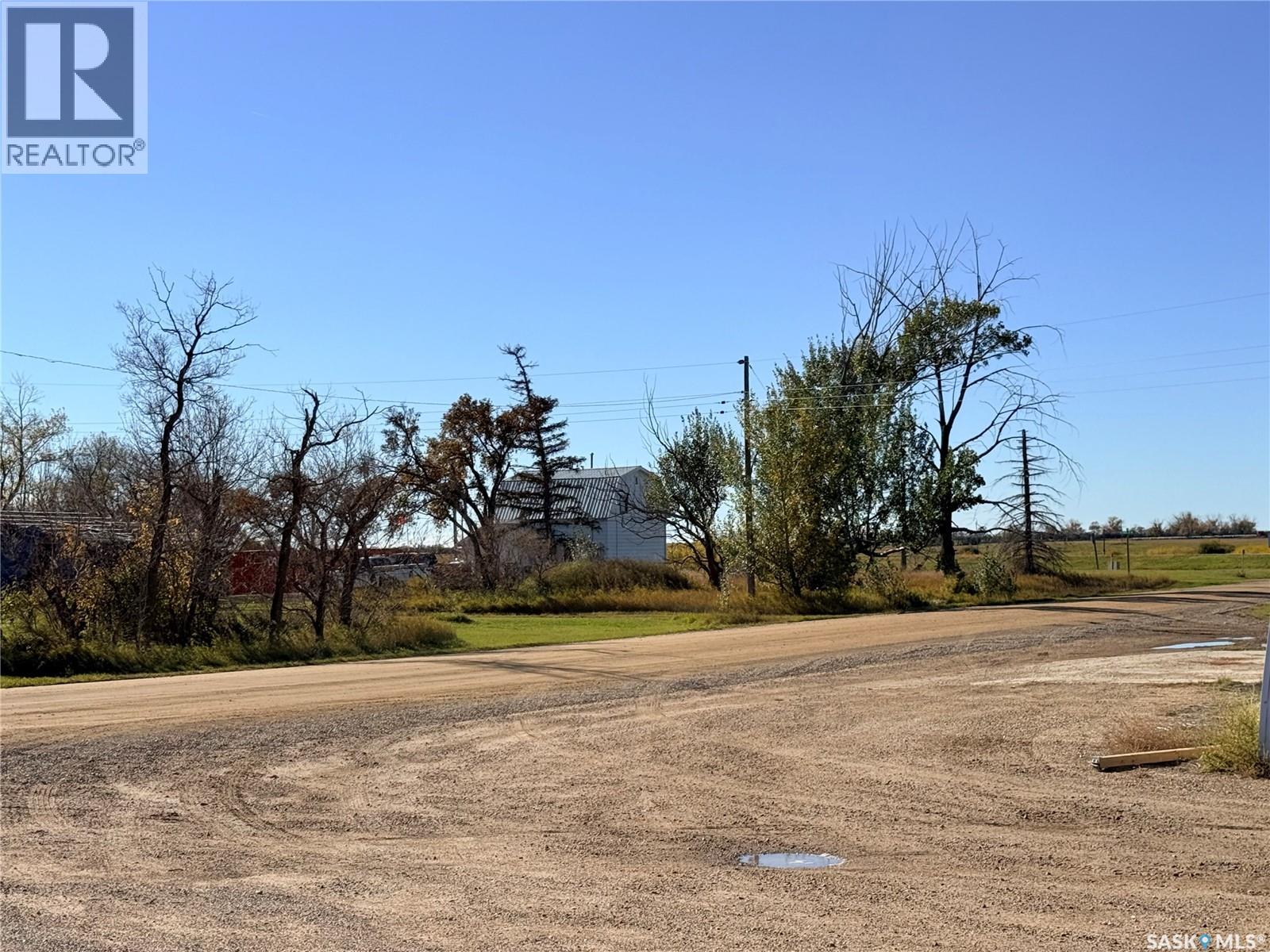 - 1st Street W, Coteau Rm No. 255, Saskatchewan  S0L 0G0 - Photo 7 - SK051032
