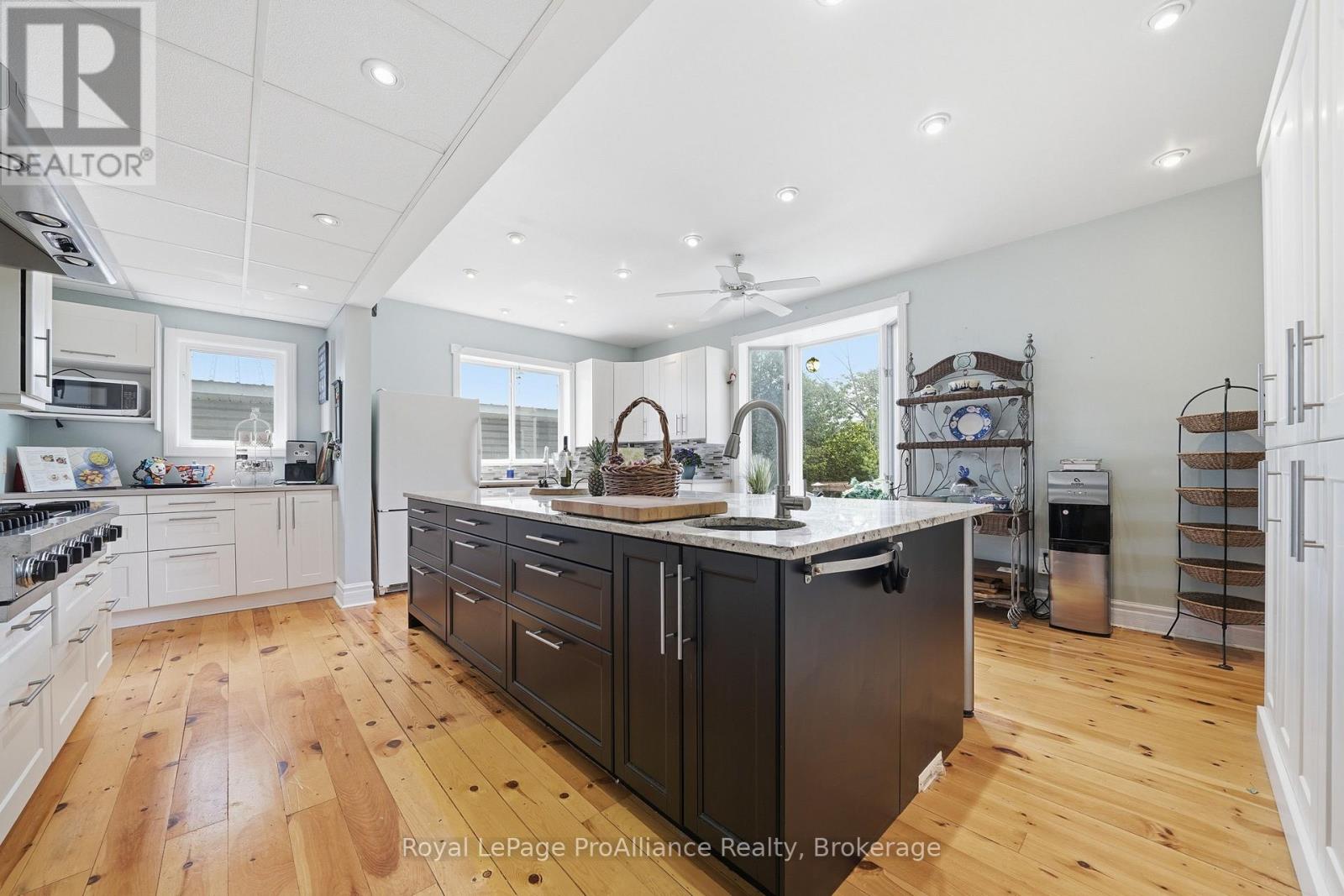 2925 County Road 10, Prince Edward County, Ontario  K0K 2P0 - Photo 19 - X14030028