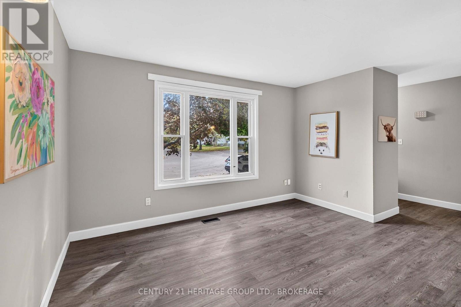 54 Woodstone Crescent, Kingston, Ontario  K7M 6K9 - Photo 10 - X14030086