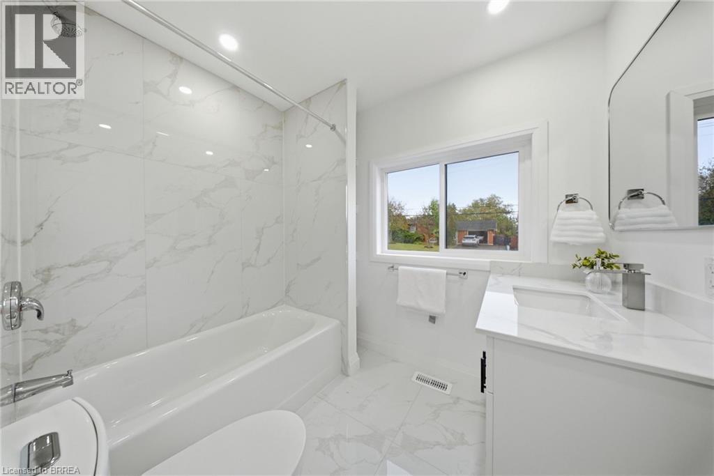 23 Aberdeen Street, Caledonia, Ontario  N3W 1C8 - Photo 23 - 40868350